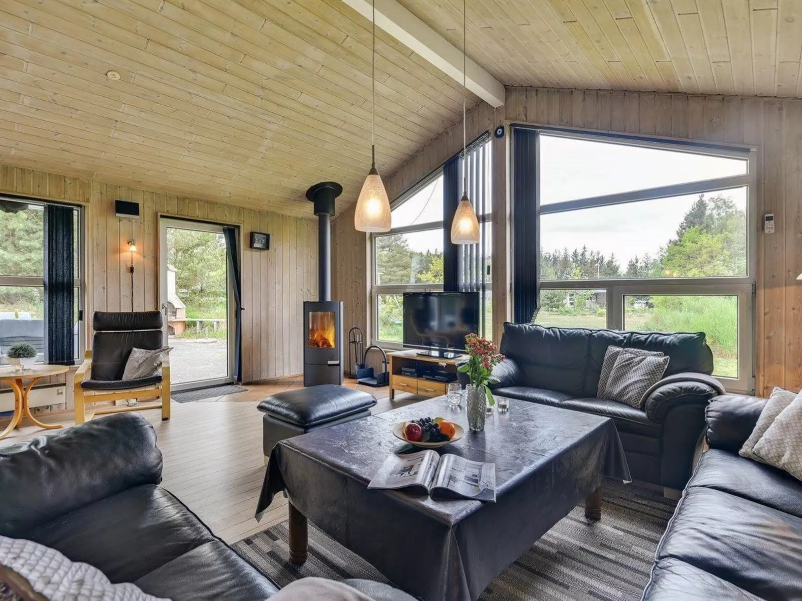 "Rudy" - 900m to the fjord-Inside