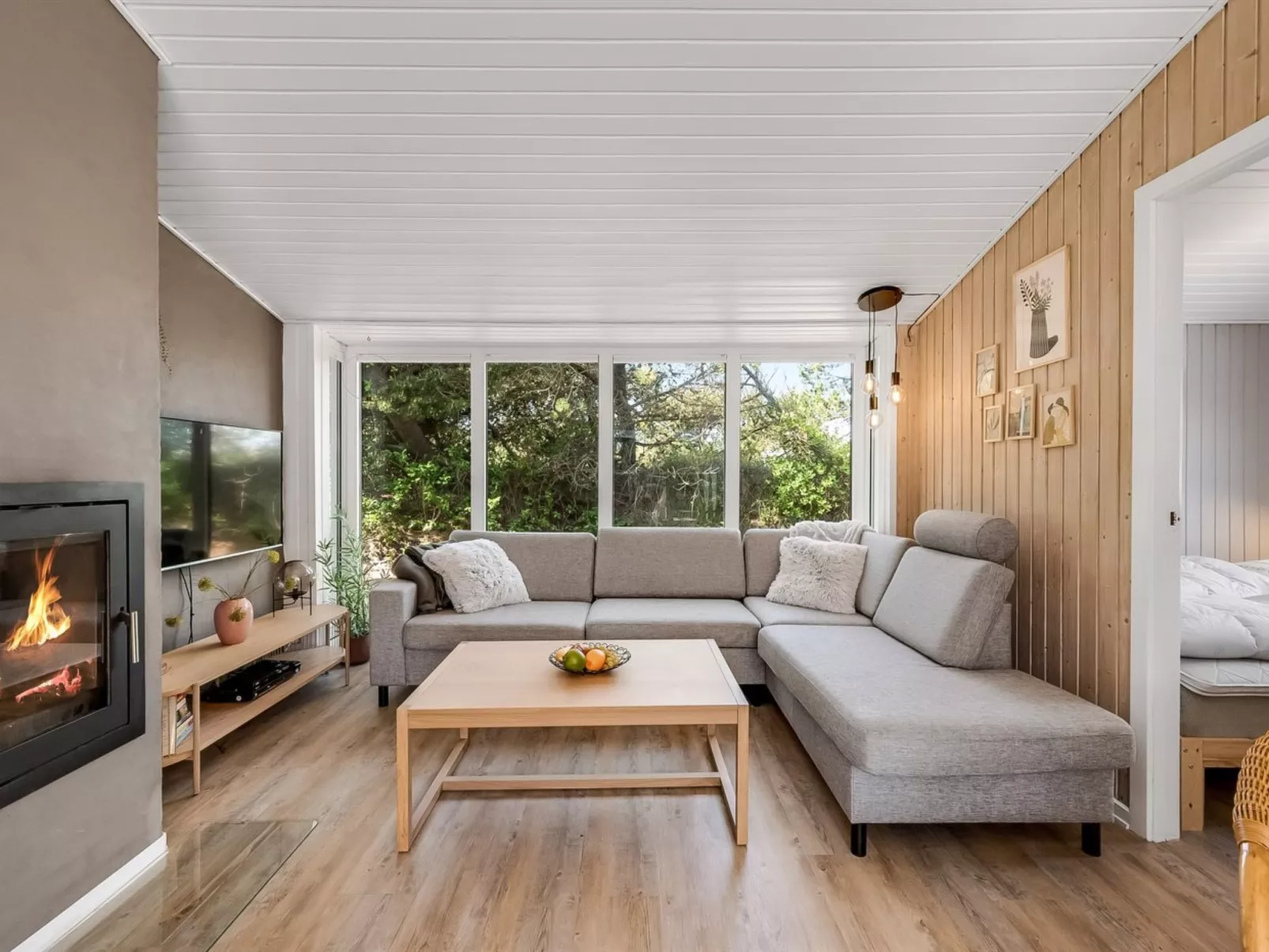 "Finne" - 800m from the sea-Inside