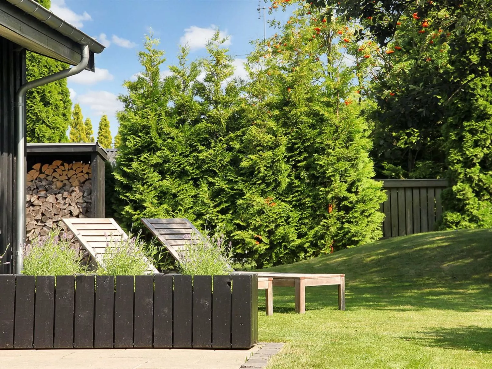 "Pavle" - 700m from the sea-Draußen