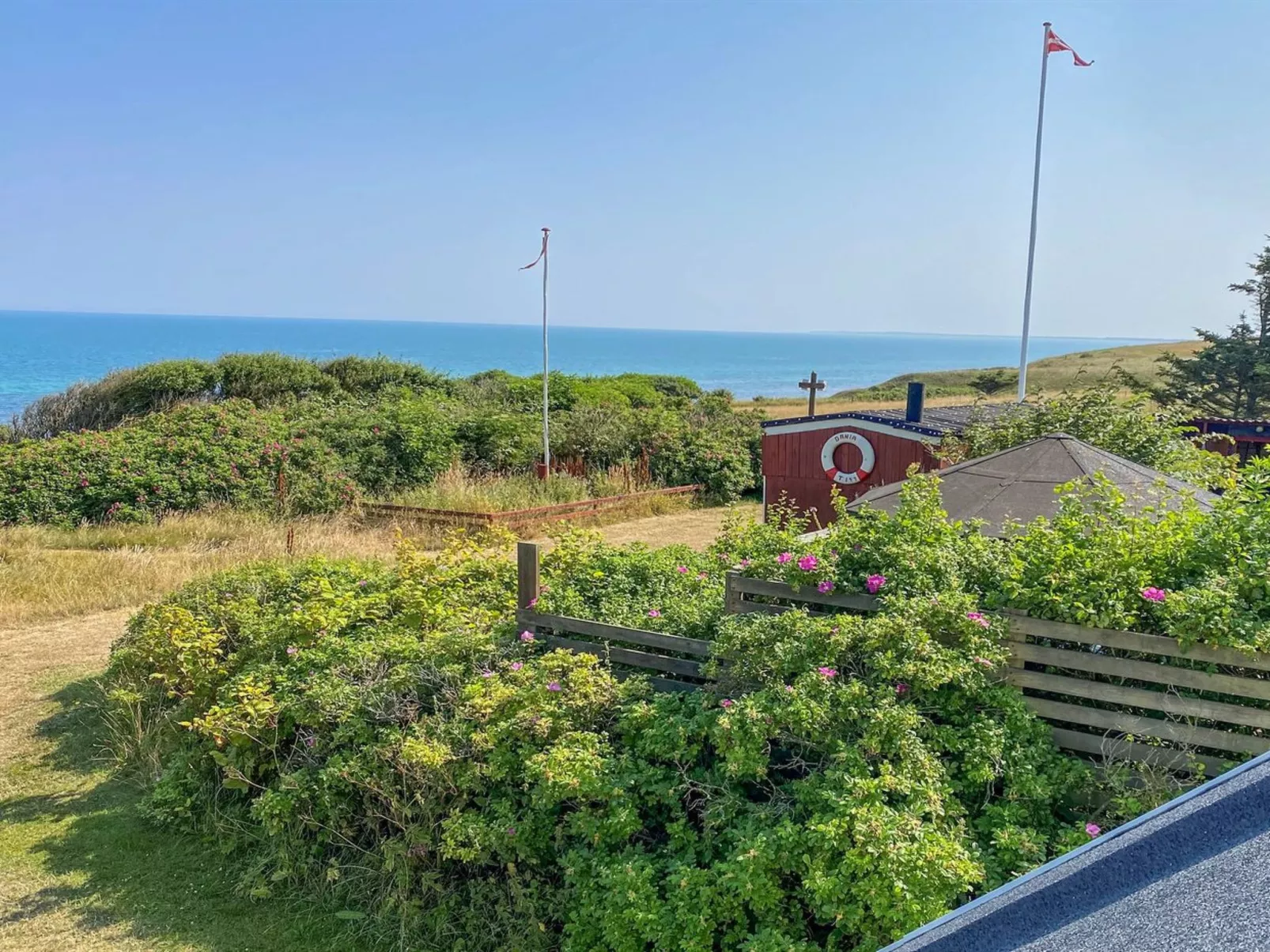 "Alkmar" - 75m from the sea-Draußen