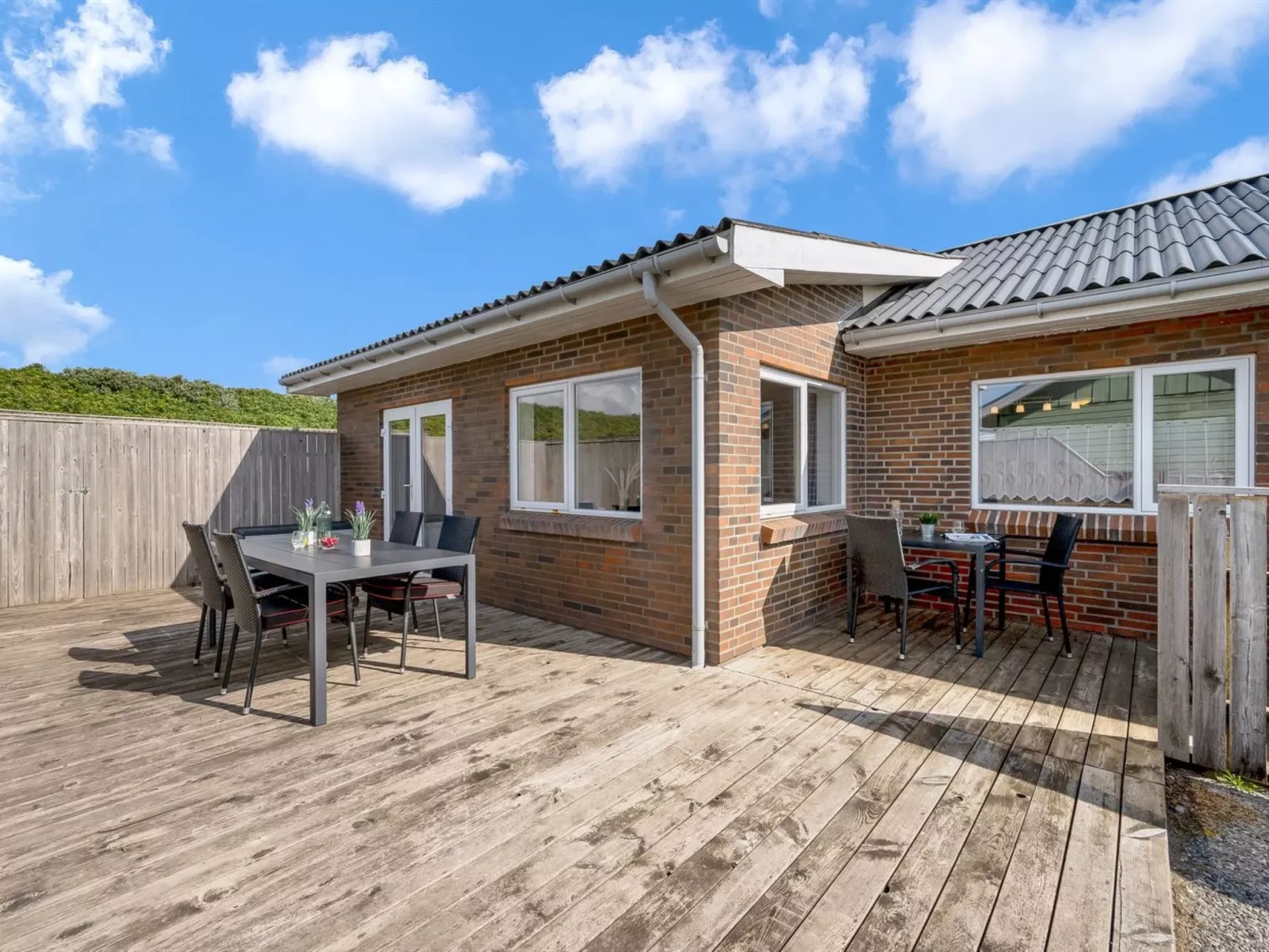 "Heming" - 100m from the sea-Outside