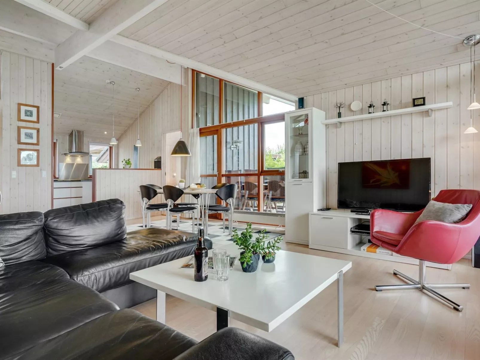 "Juliana" - 400m from the sea-Inside