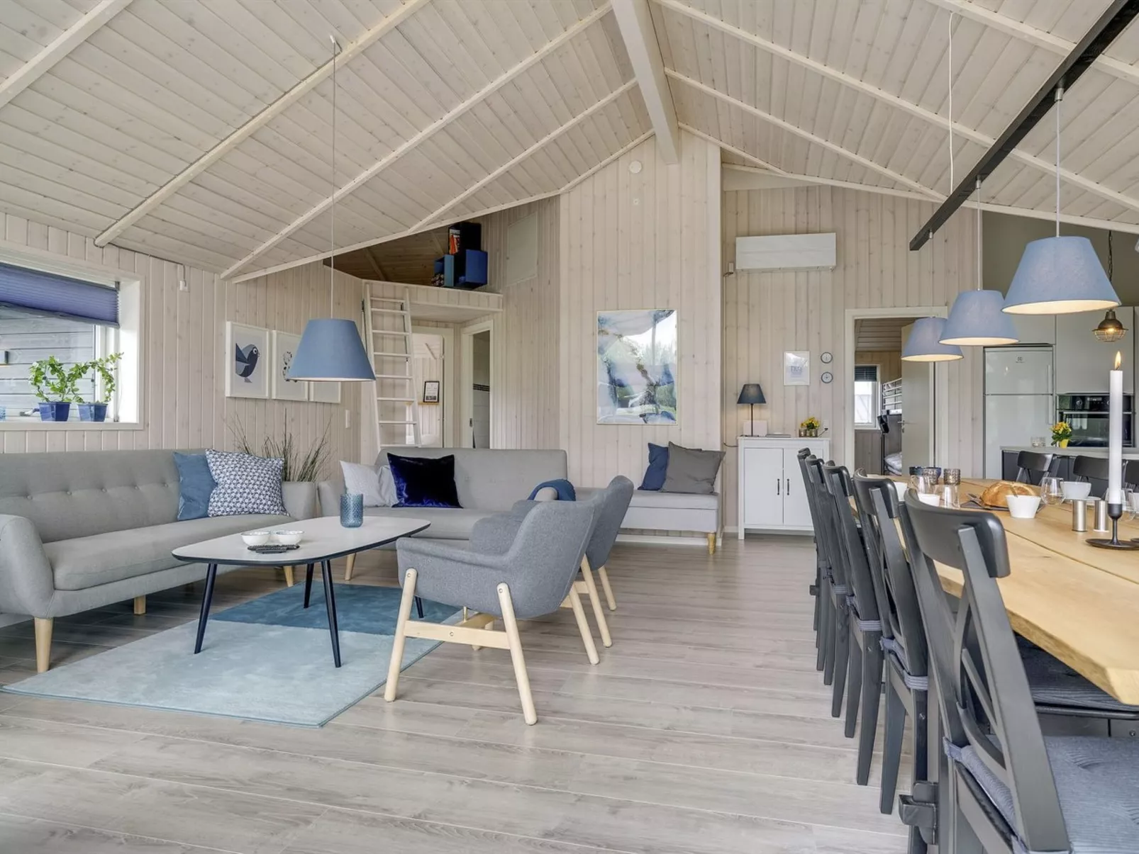 "Ina" - 1.2km from the sea-Drinnen