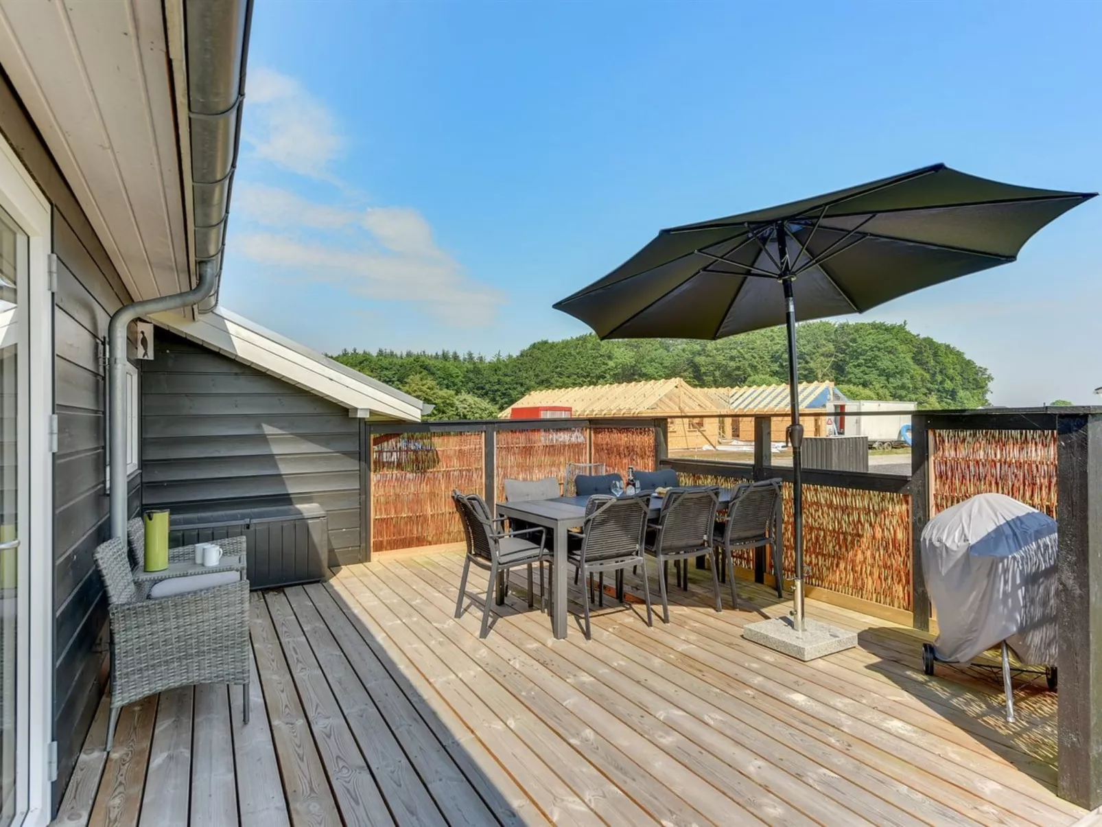 "Iorund" - 550m from the sea-Draußen