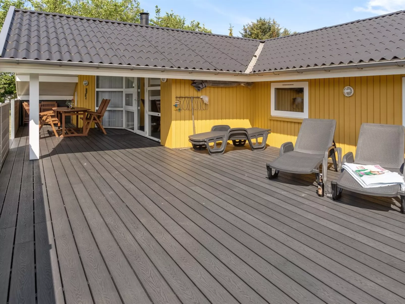 "Euphemia" - 900m from the sea-Outside