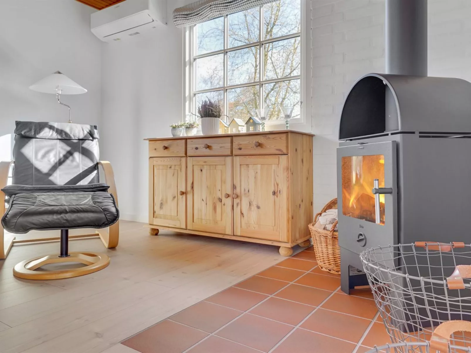 "Undis" - 660m from the sea-Drinnen