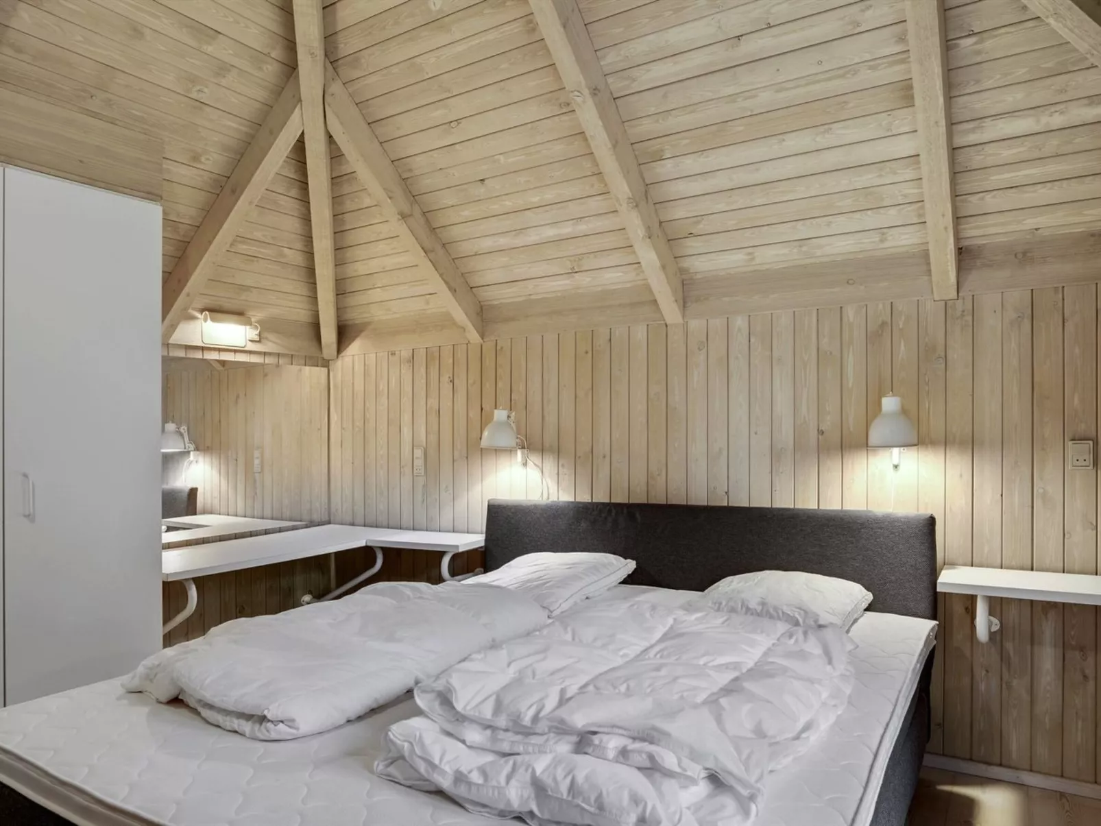 "Catarine" - 1.1km from the sea-Drinnen