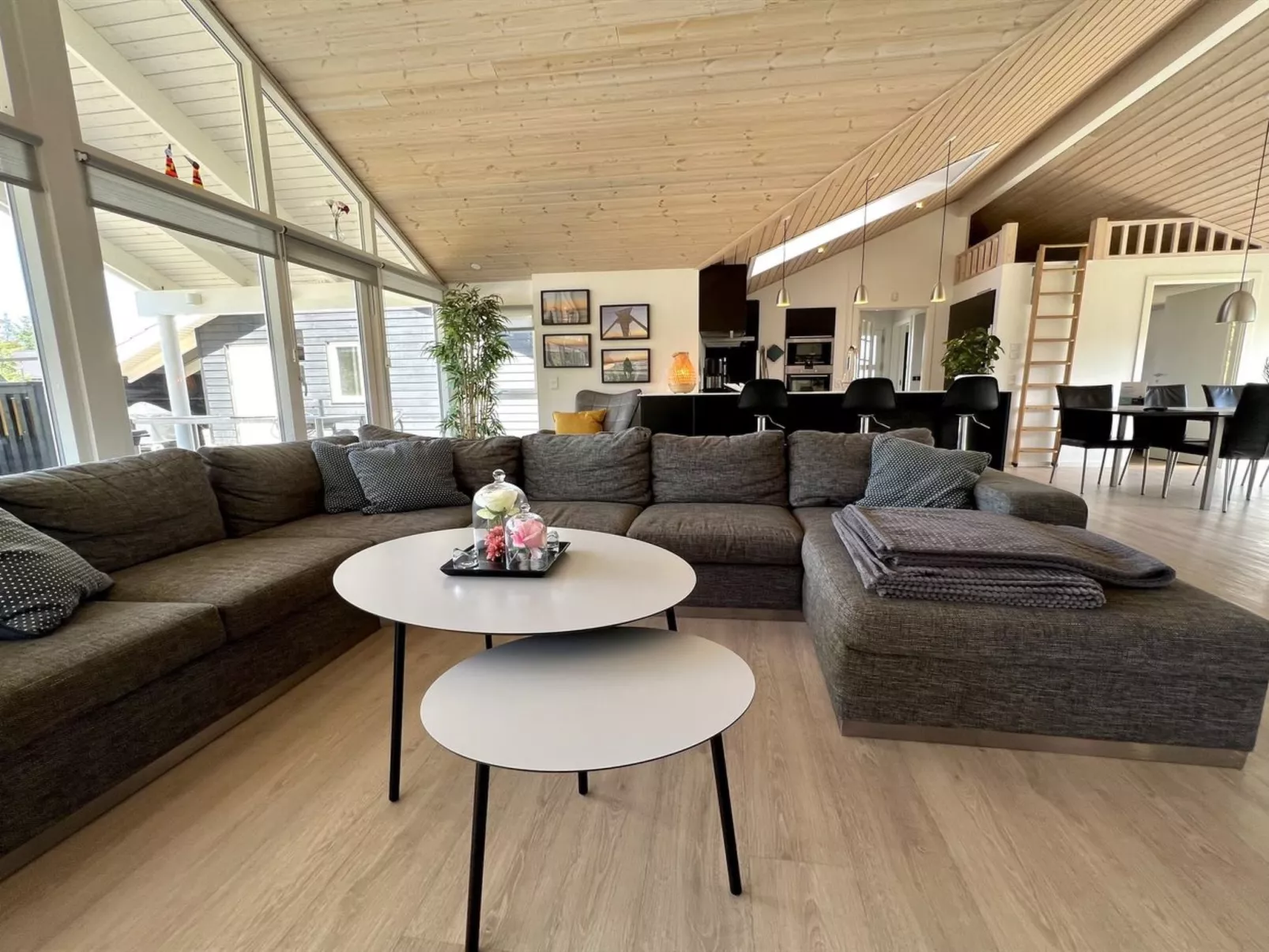 "Ancel" - 1.7km from the sea-Inside