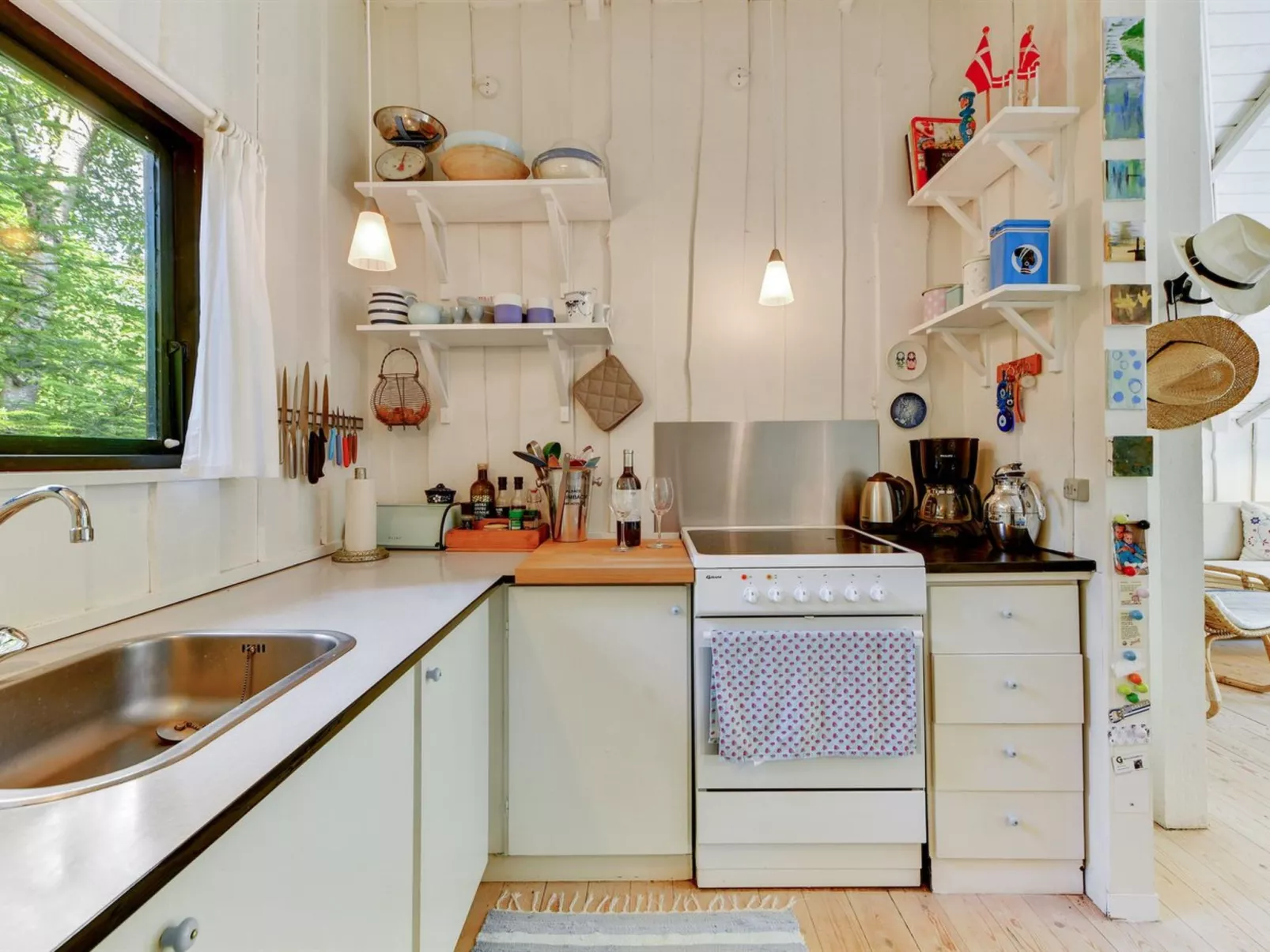 "Alika" - 200m to the fjord-Inside