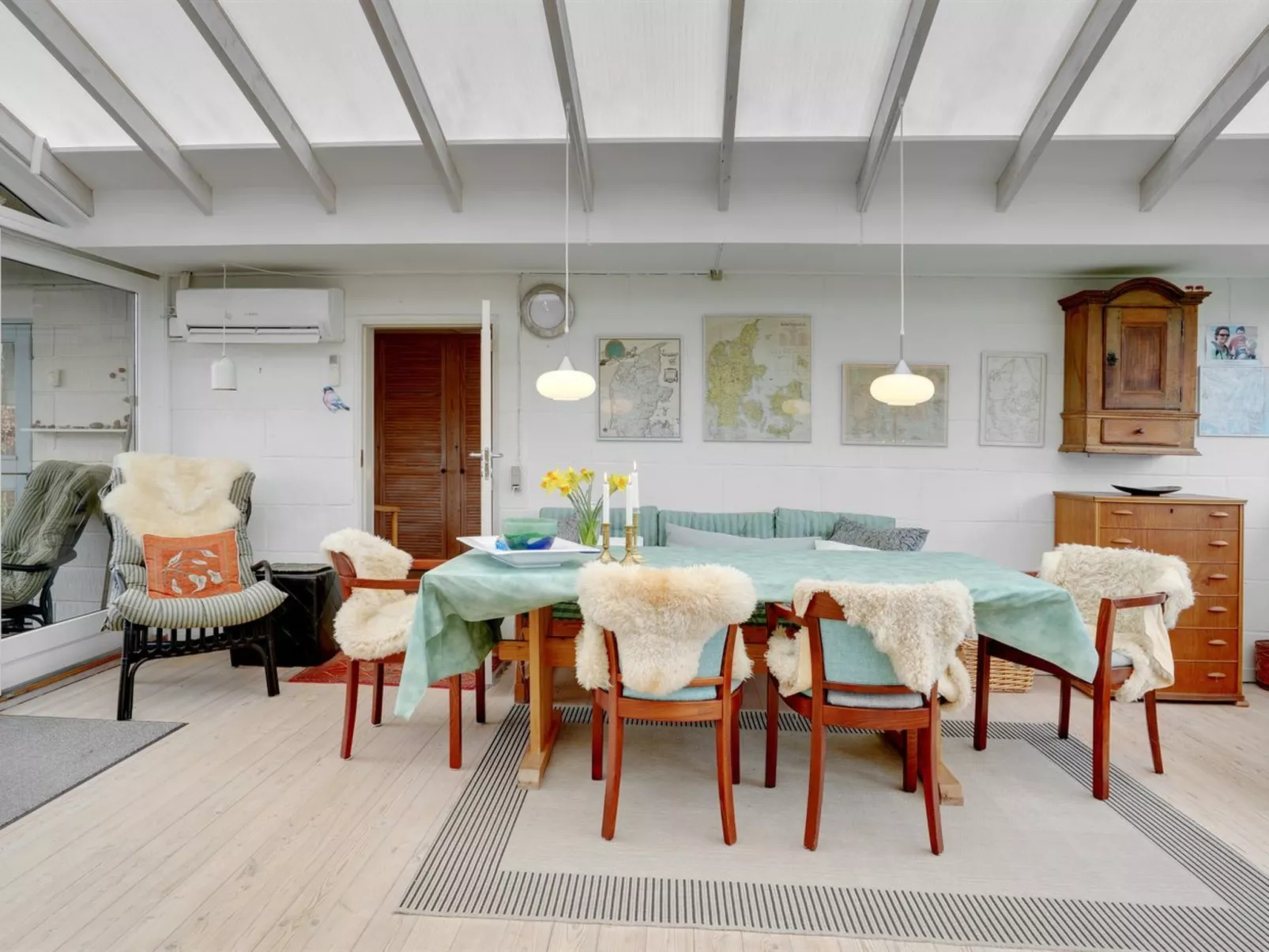 "Lenard" - 400m from the sea-Inside