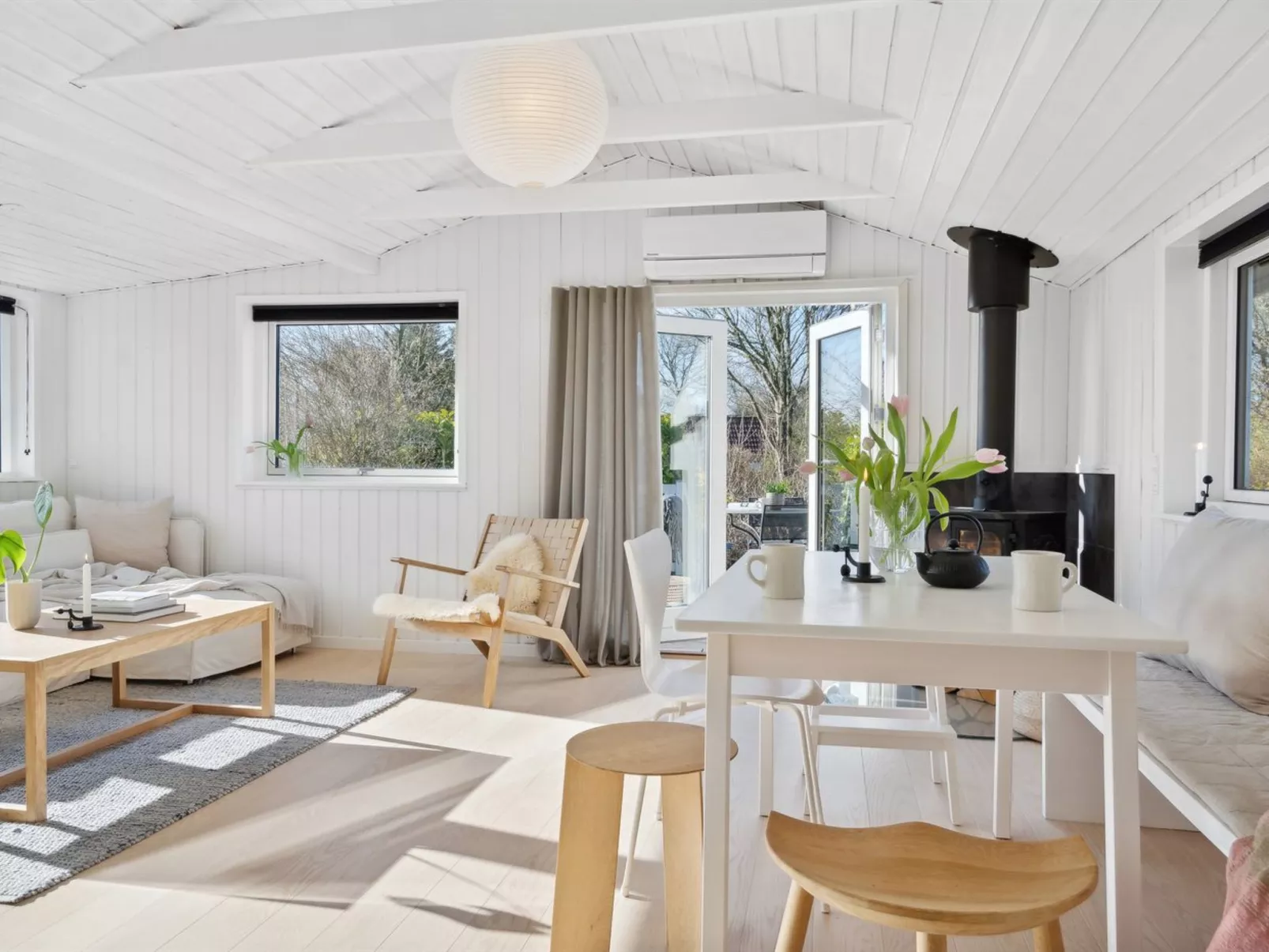 "Lelle" - 350m from the sea-Inside