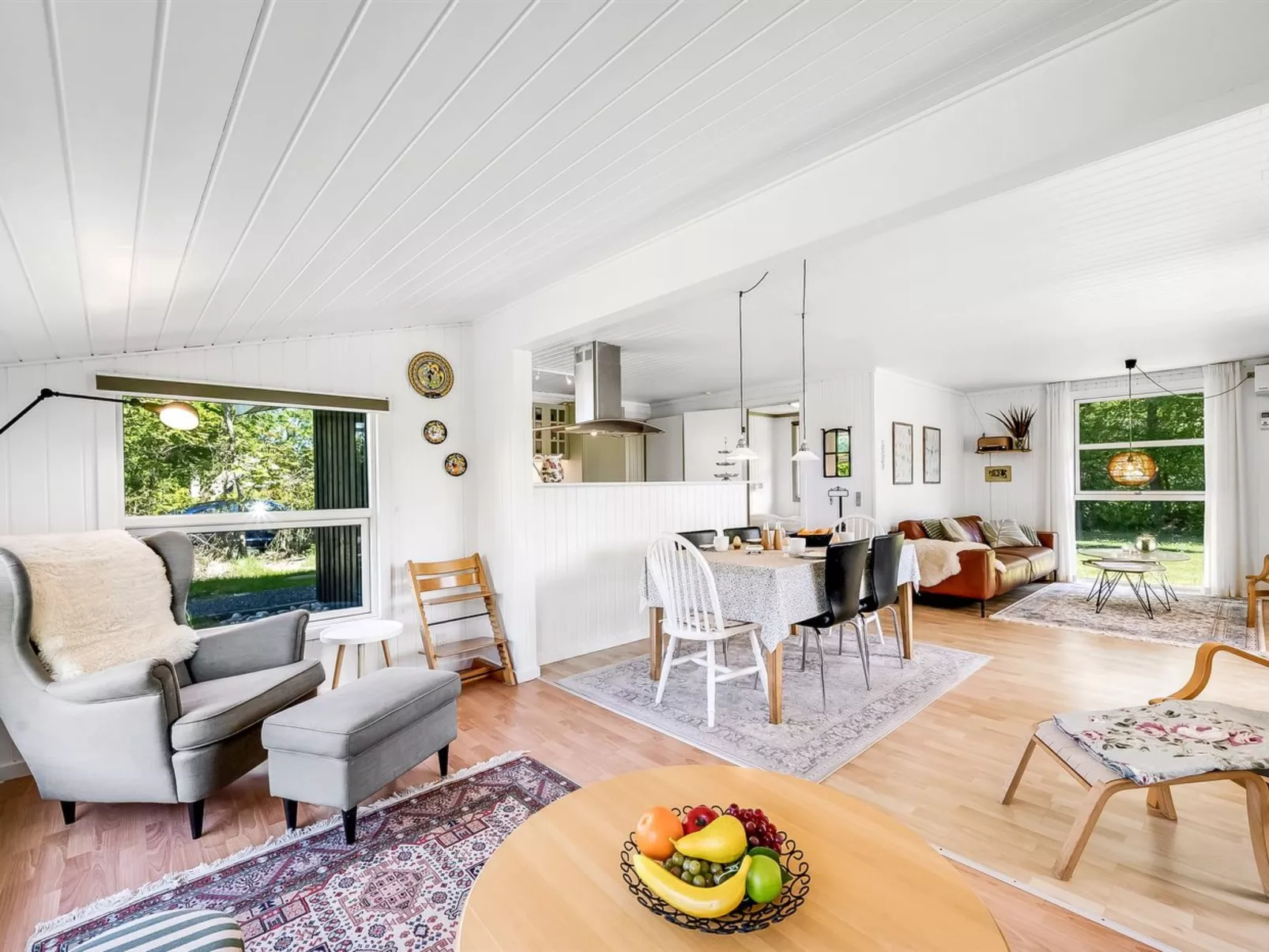 "Raisa" - 200m to the fjord-Inside