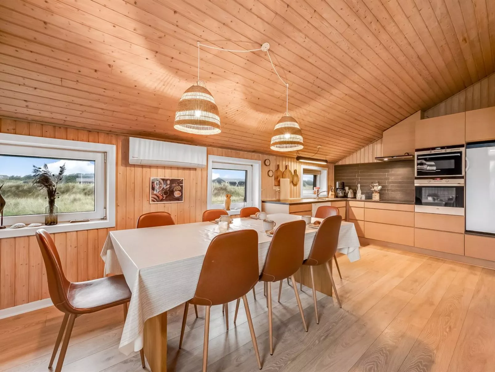 "Elnur" - 100m from the sea-Inside