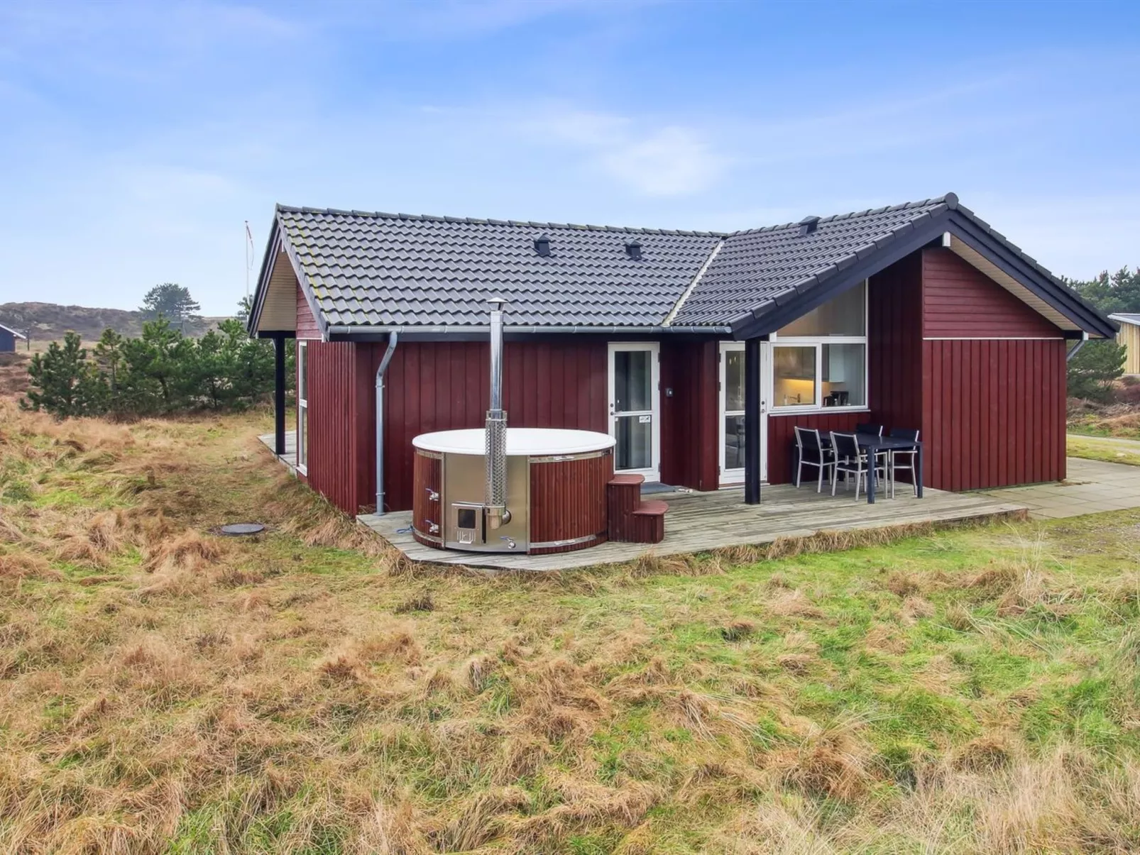 "Tiane" - 800m from the sea-Outside