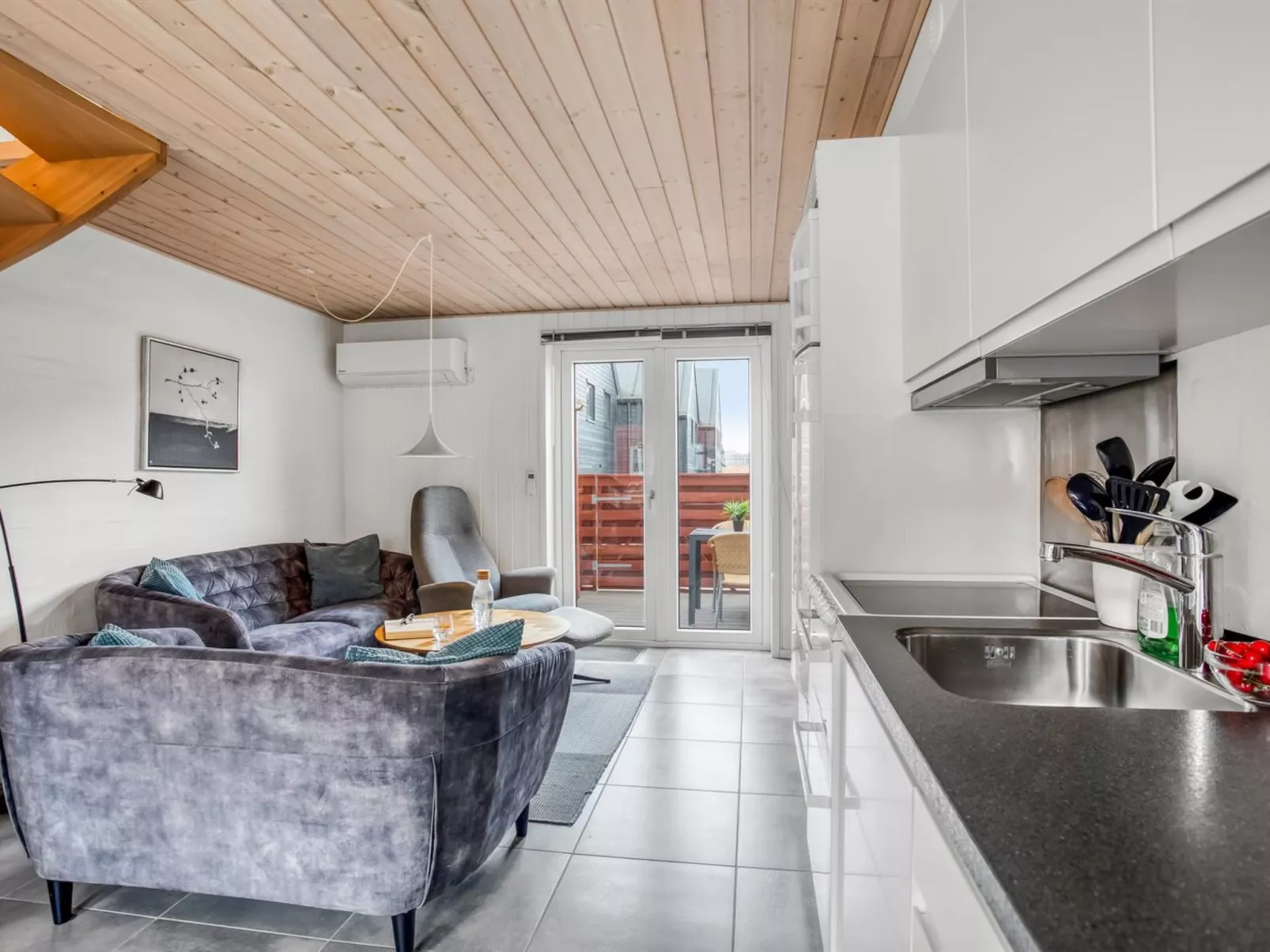 "Alissa" - 400m from the sea-Dedans