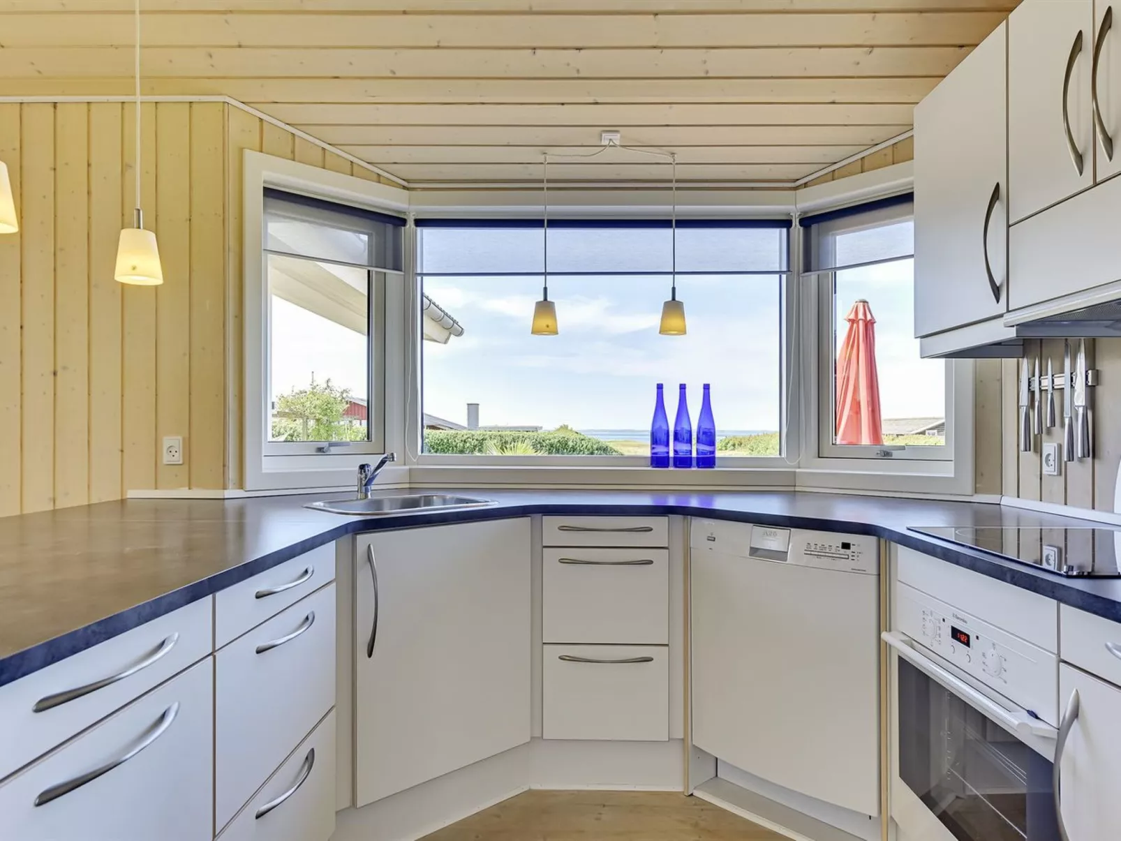 "Kierstine" - 100m from the sea-Dedans