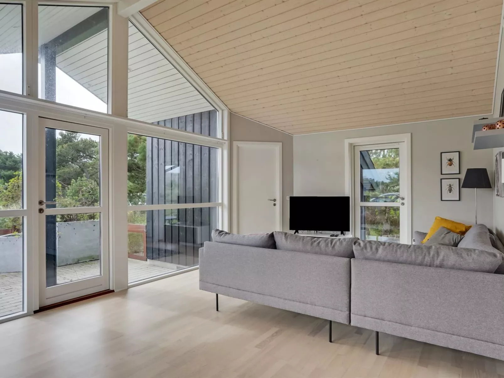 "Illona" -  from the sea-Inside