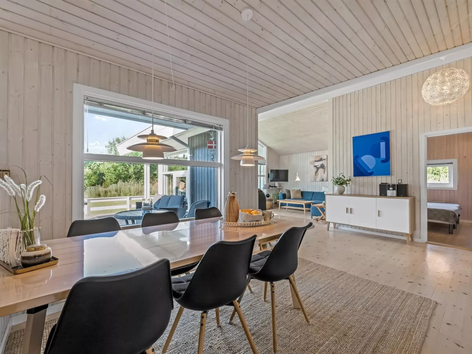 "Sviðandi" - 1.5km from the sea-Drinnen