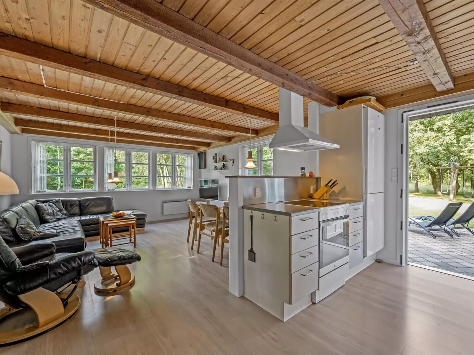 "Fina" - 15km from the sea-Inside