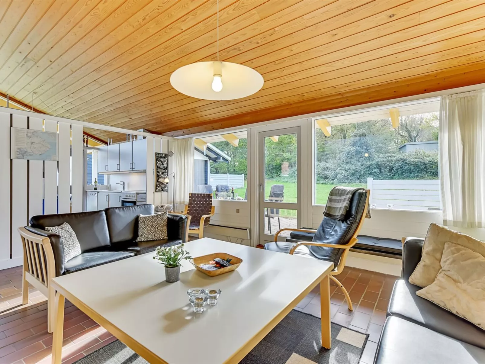 "Boris" - 500m from the sea-Drinnen