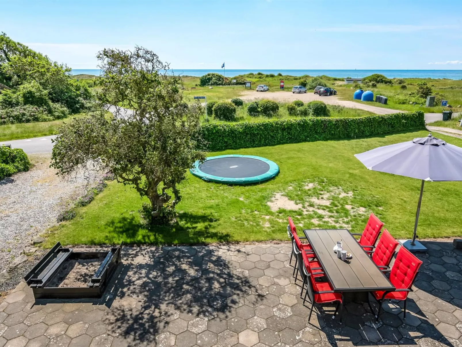 "Emin" - 100m from the sea-Draußen