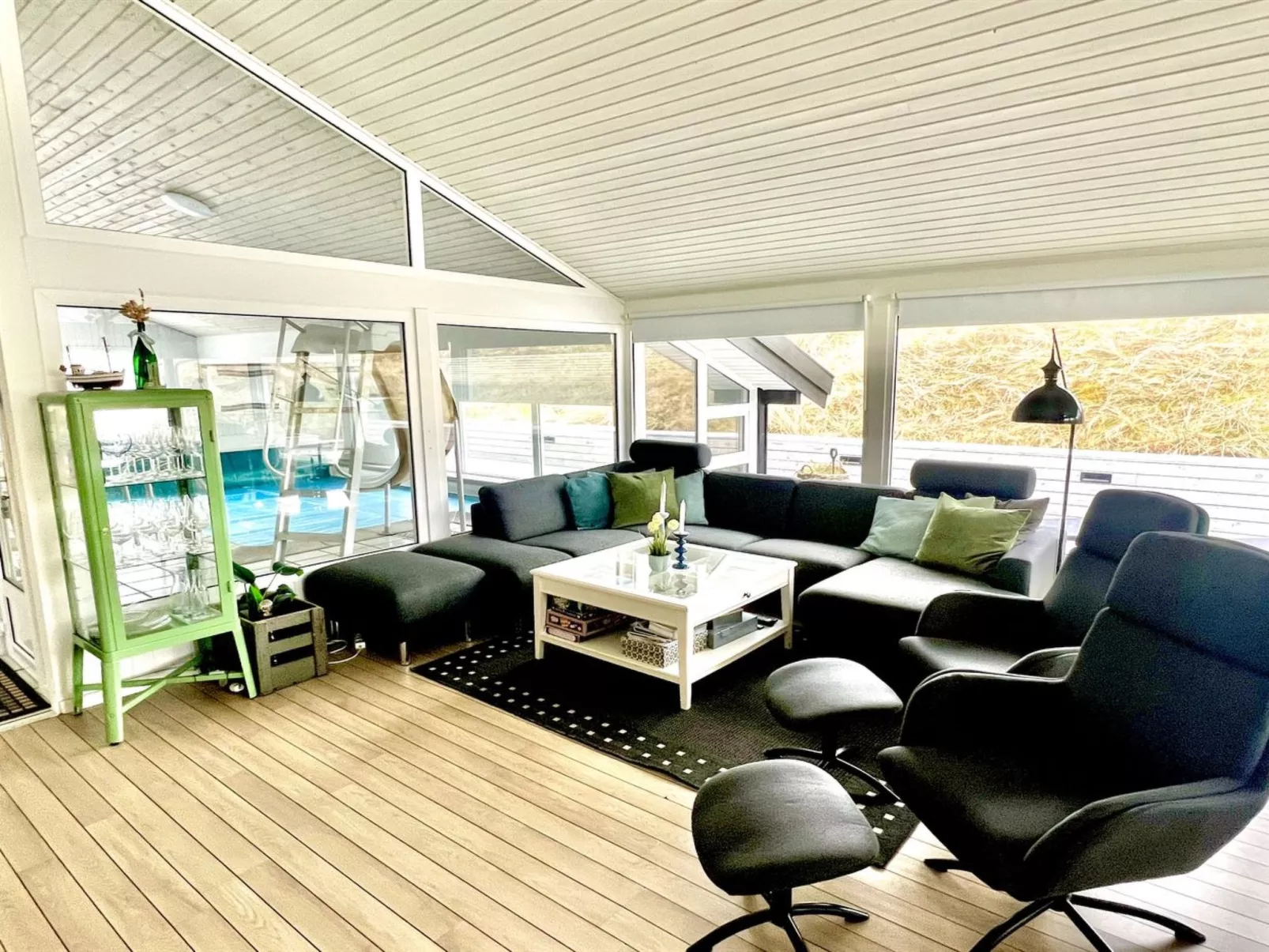 "Nilson" - 1.4km from the sea-Dedans