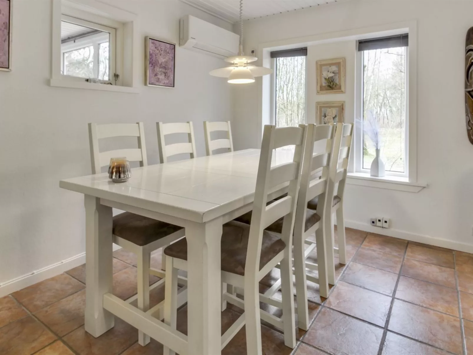 "Josina" - 32km from the sea-Dedans