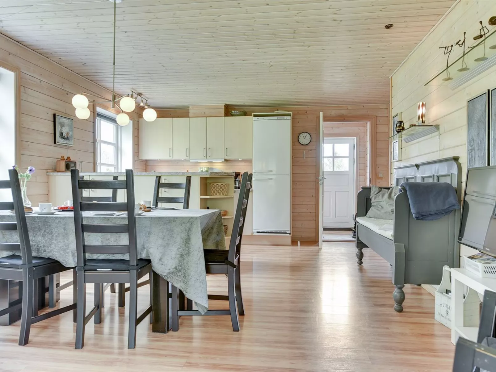 "Fenja" - 500m to the fjord-Inside