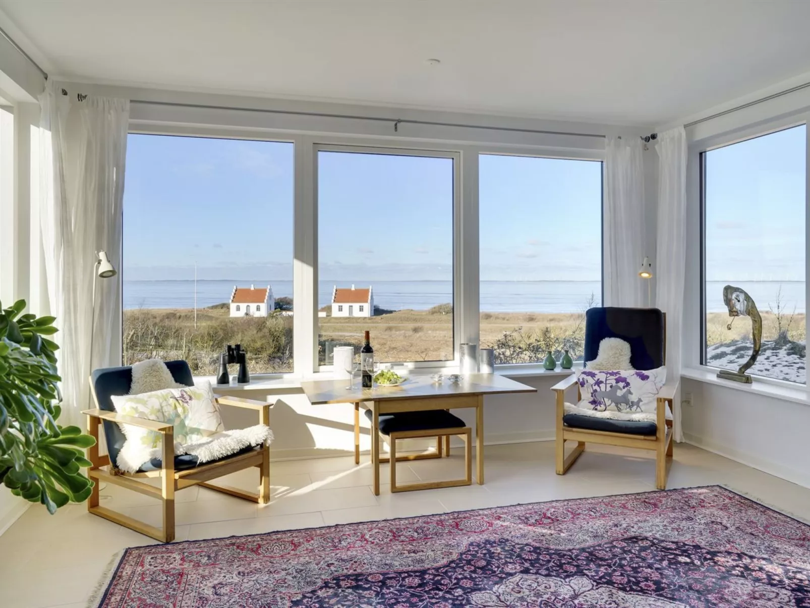 "Aranja" - 300m to the fjord-Inside