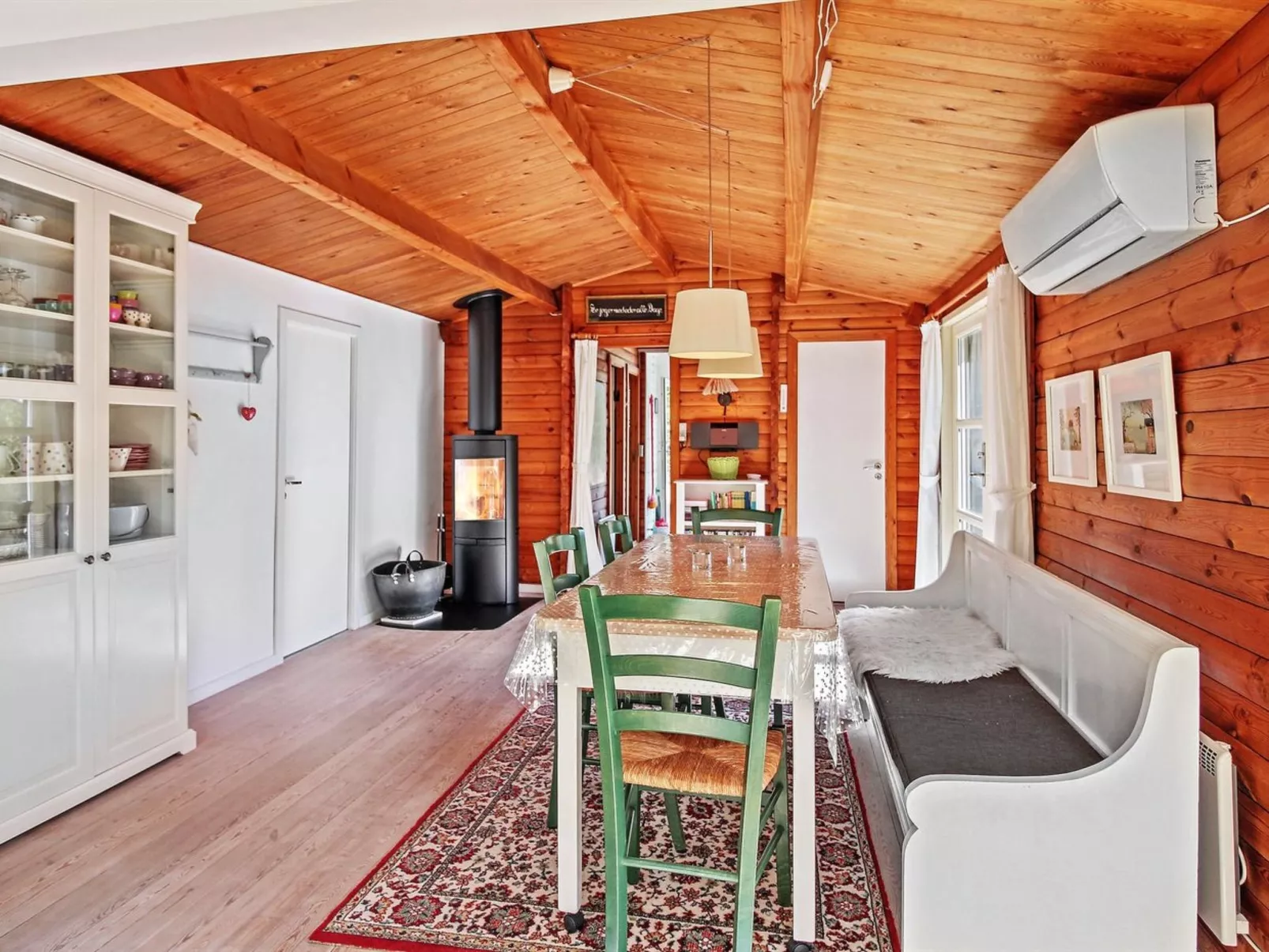 "Florense" - 2.5km from the sea-Inside