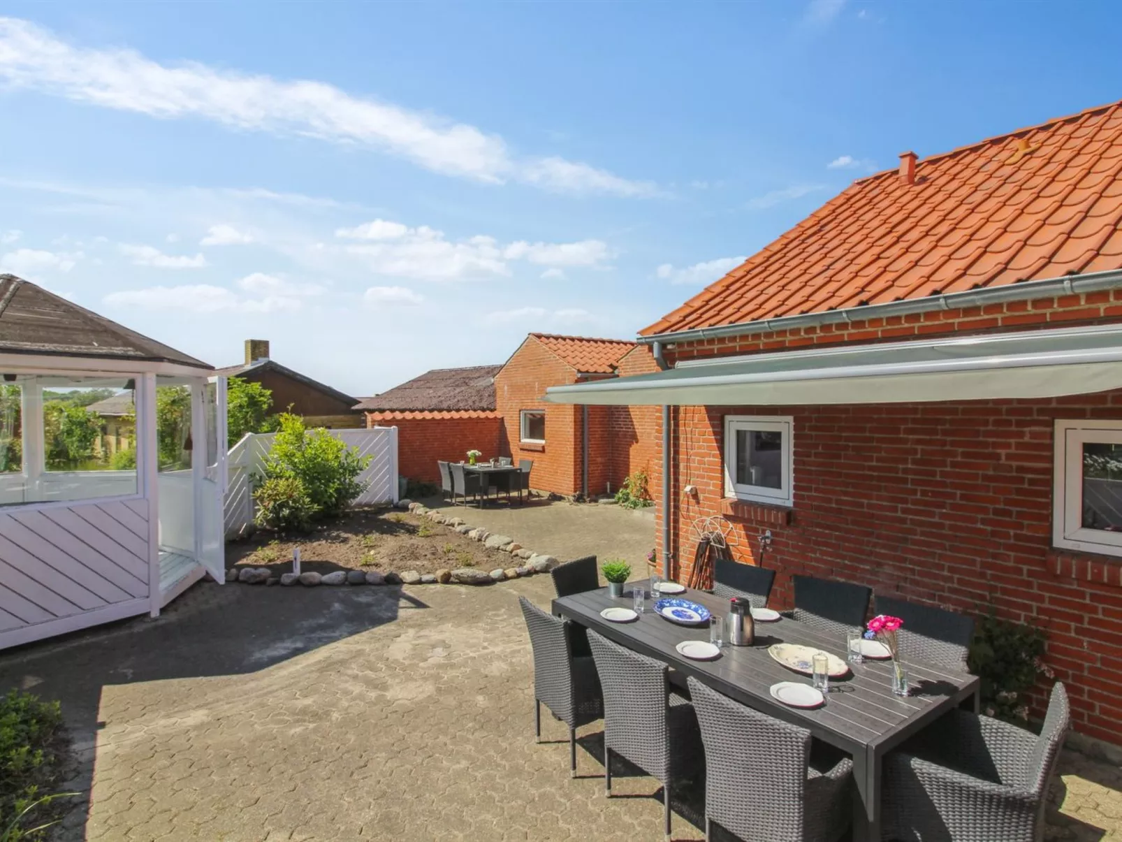 "Kiersten" - 5km from the sea-Outside