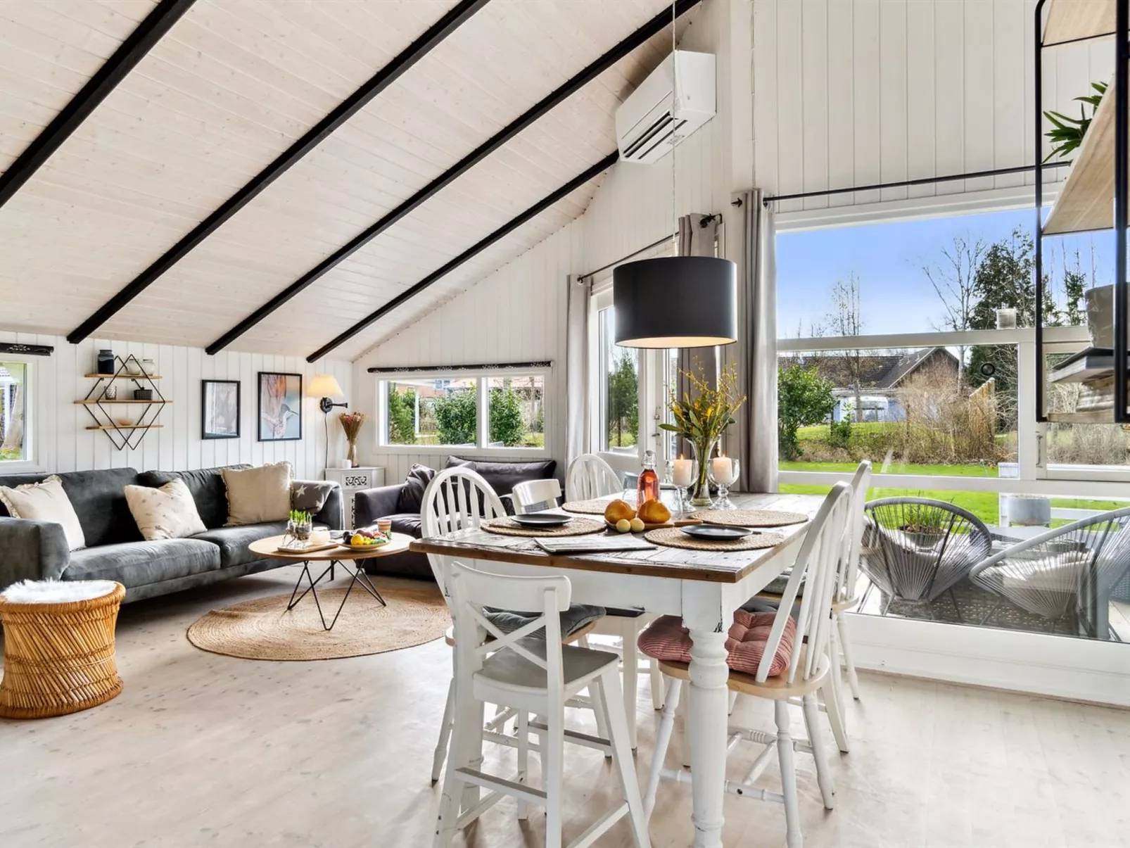 "Myra" - 425m from the sea-Dedans