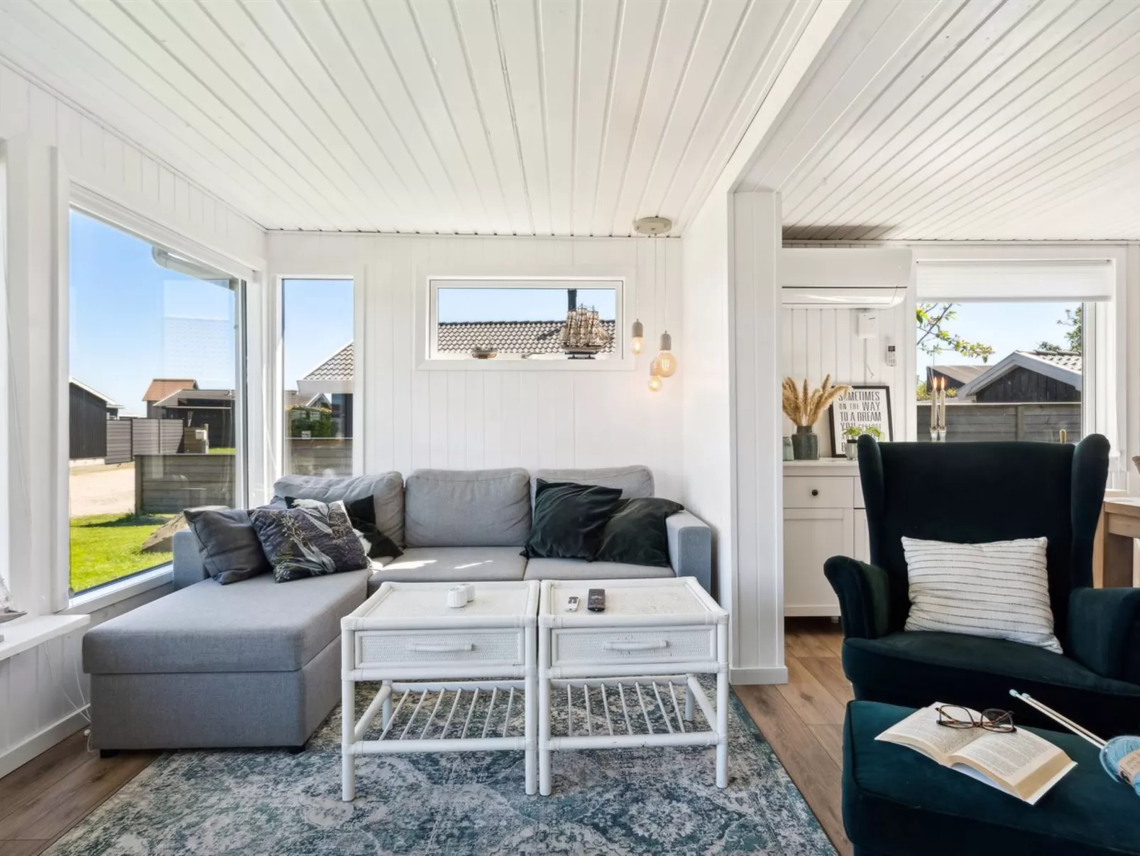 "Elisabeta" - 60m from the sea-Inside