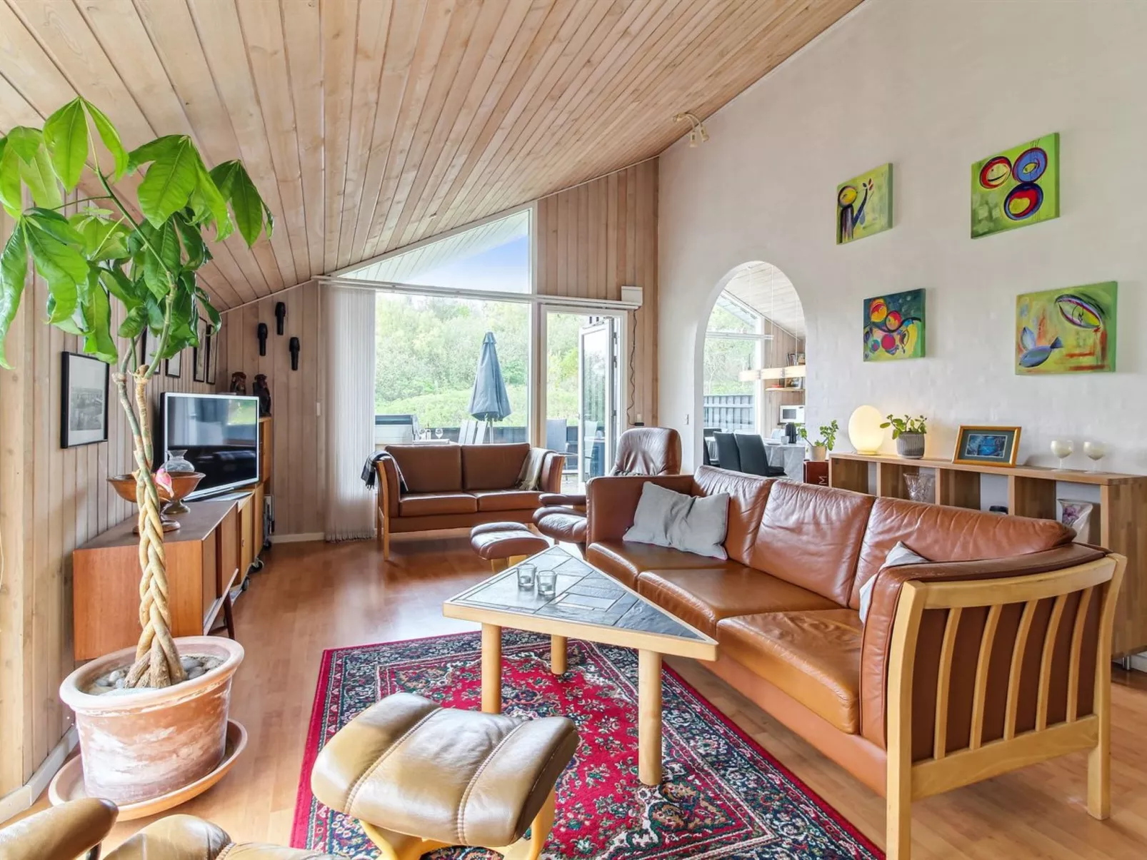 "Aike" - 400m from the sea-Inside