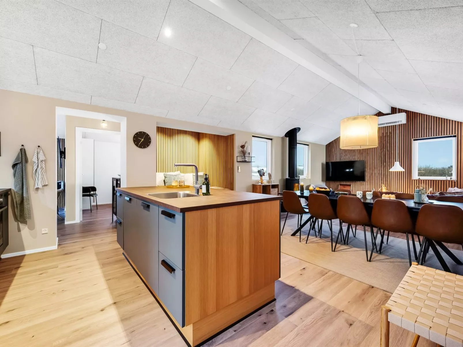 "Ivar" - 300m from the sea-Inside