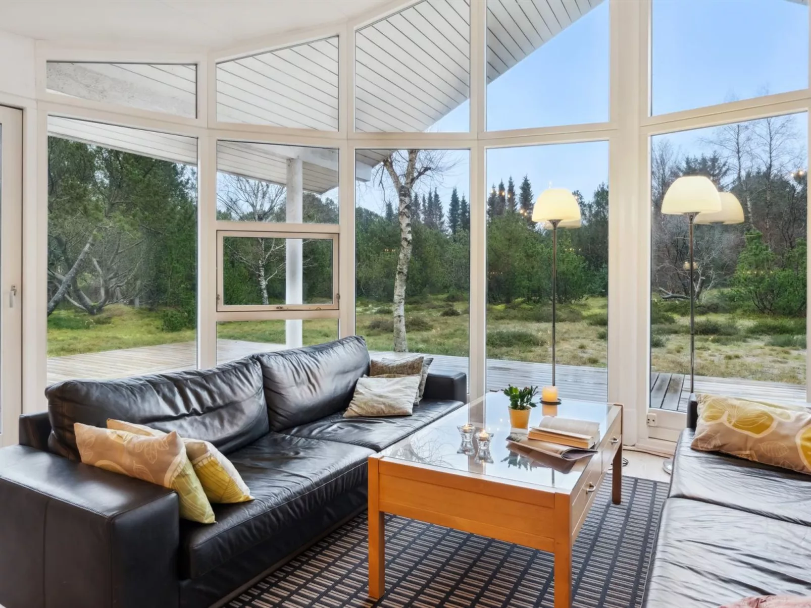 "Guri" - 600m to the fjord-Dedans