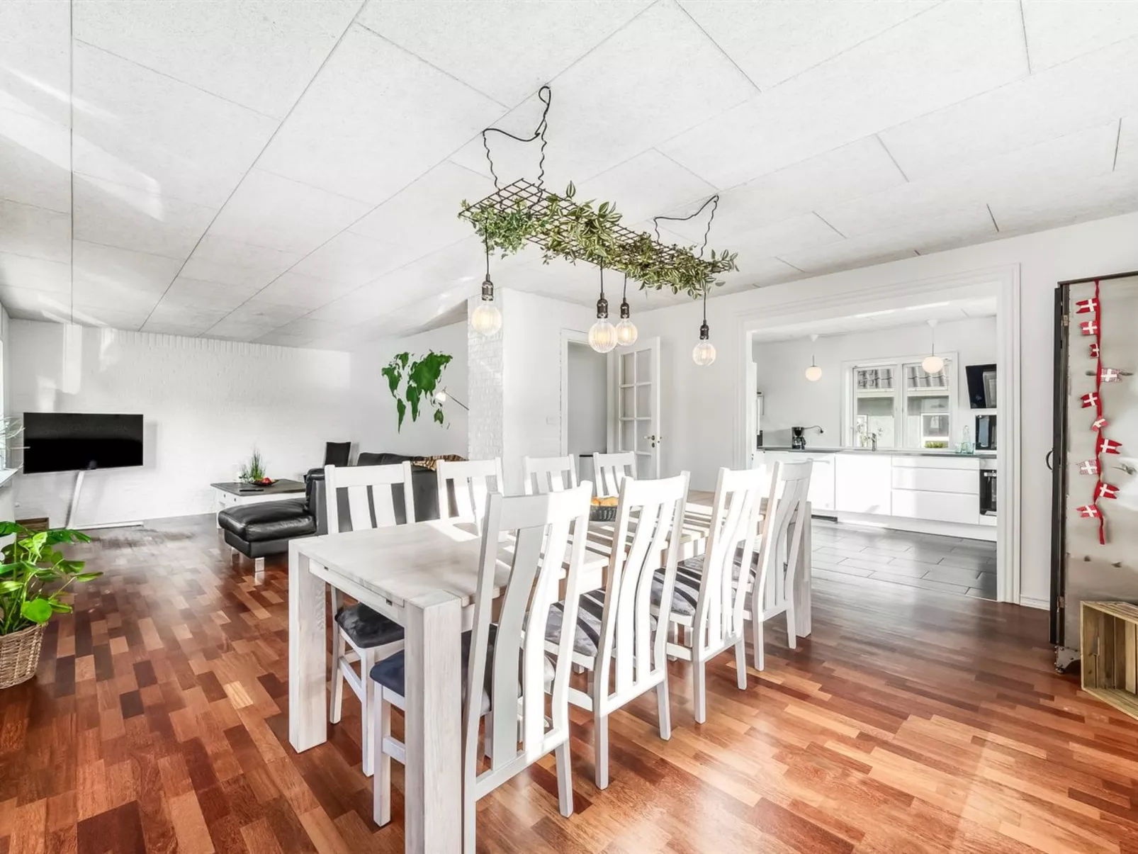 "Ullakarin" - 200m from the sea-Inside