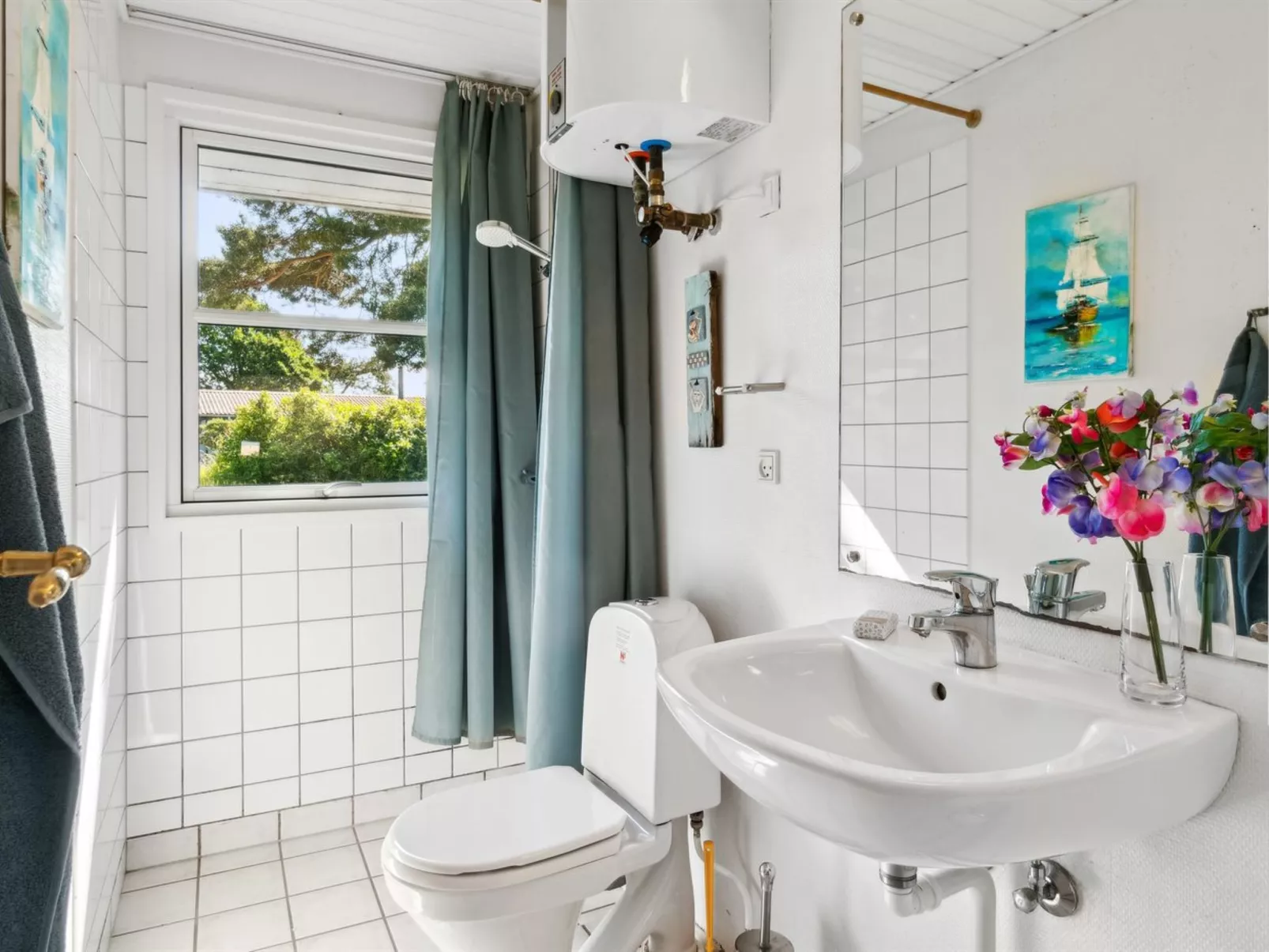 "Stygg" - 400m from the sea-Inside