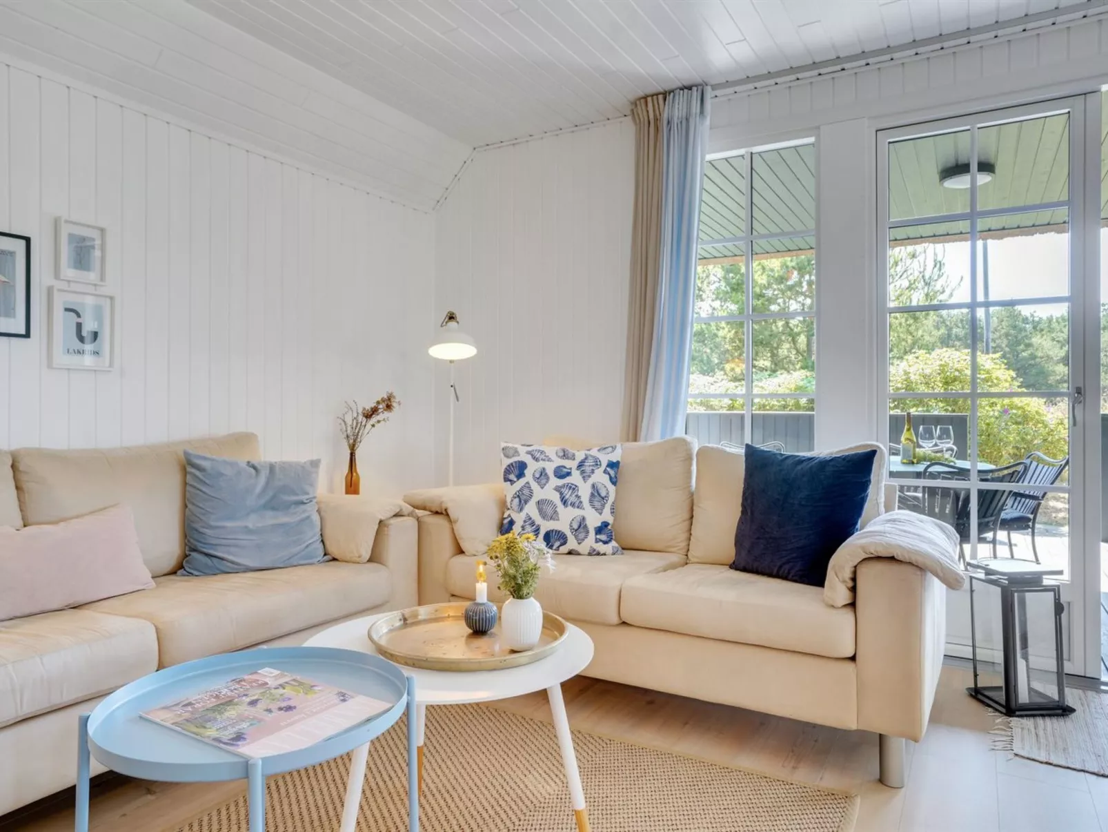 "Sine" - 500m from the sea-Inside