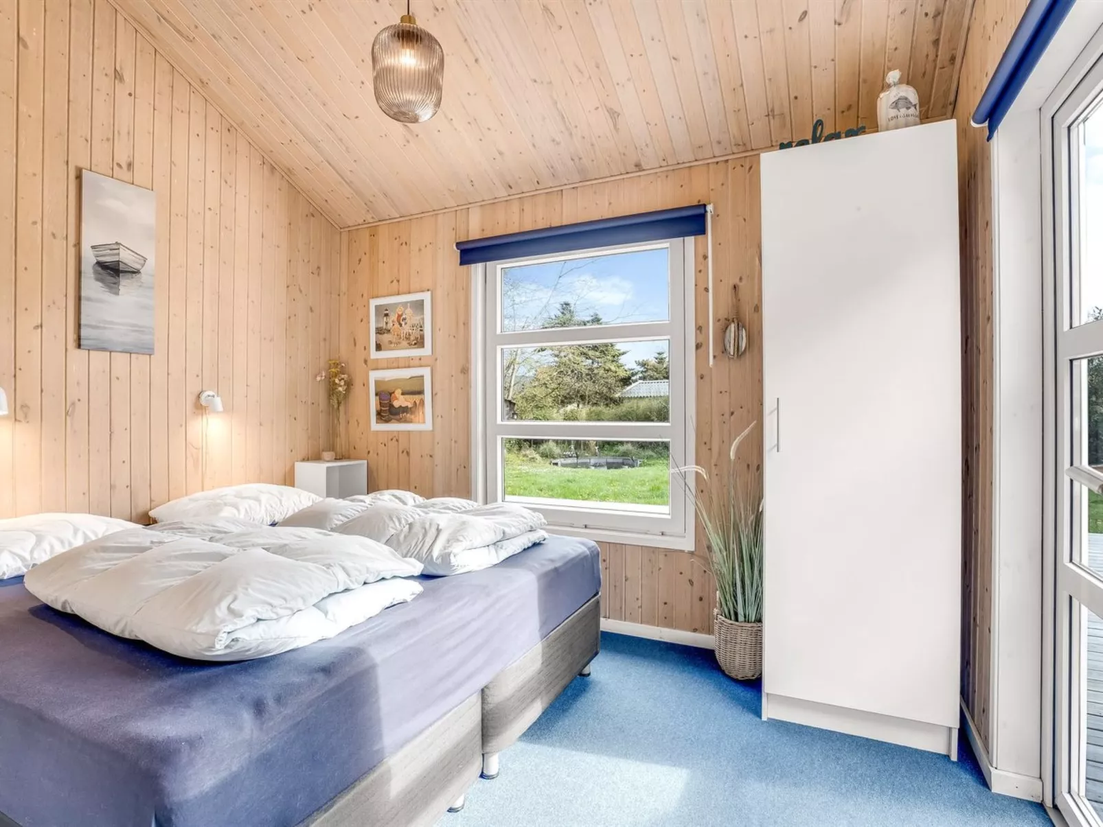 "Binta" - 800m from the sea-Drinnen