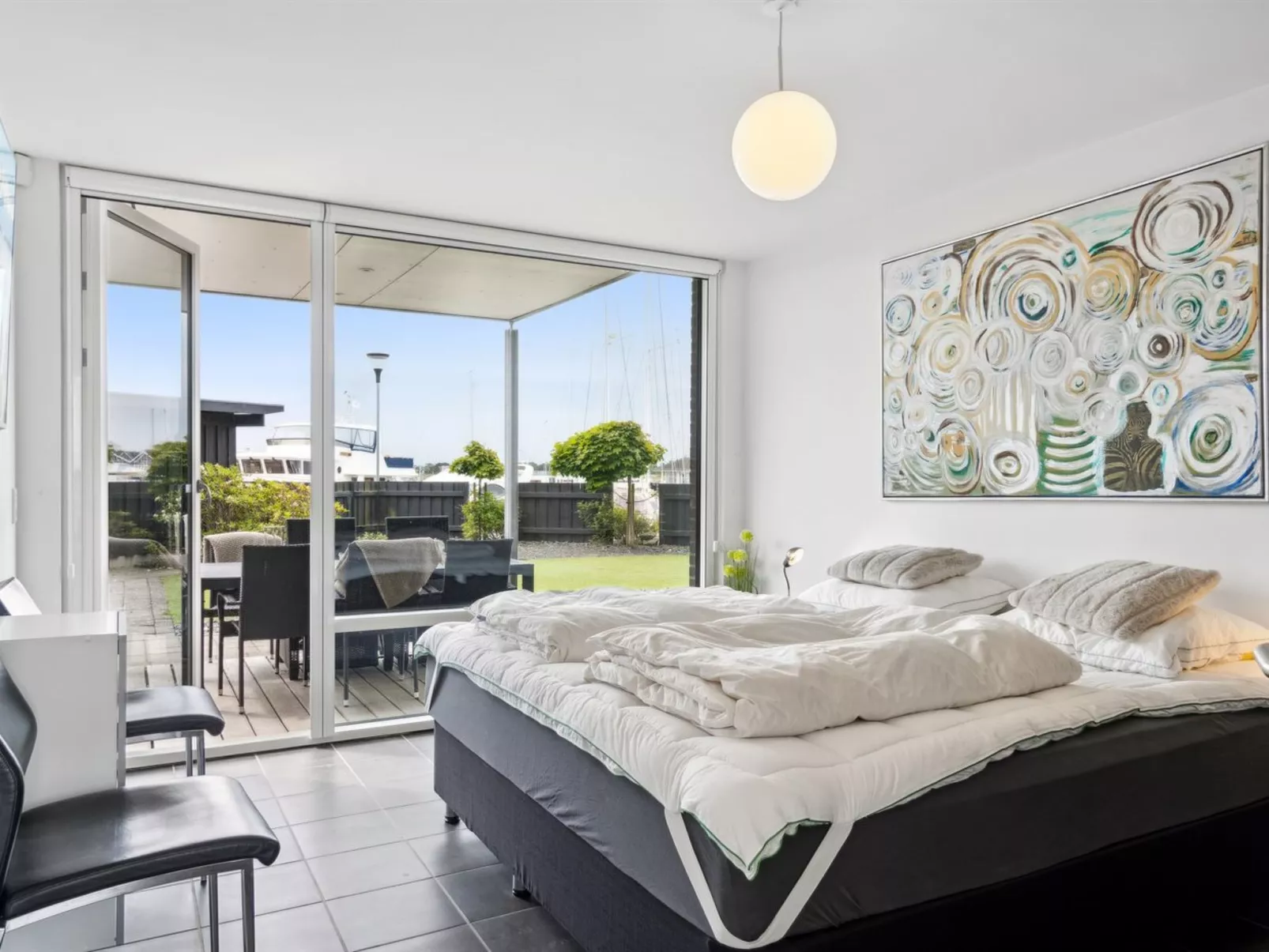 "Skade" - 10m from the sea-Inside