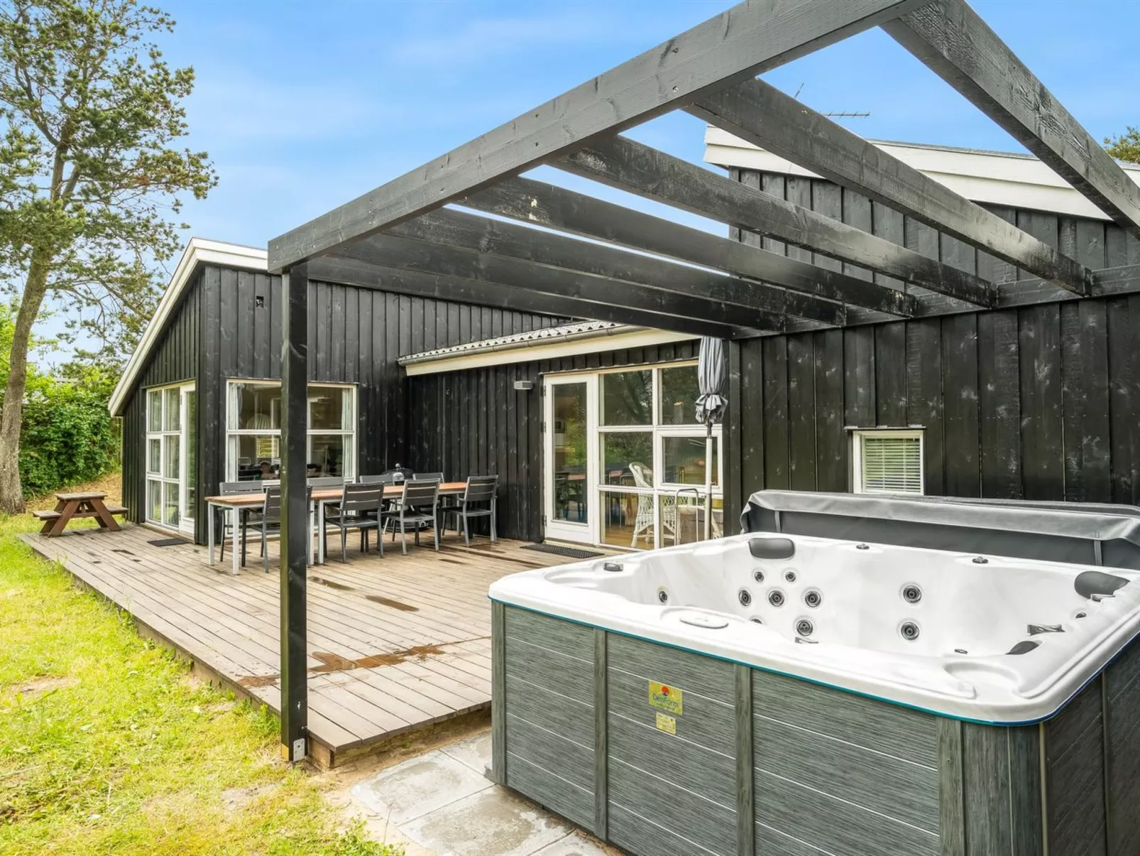 "Adrienne" - 240m from the sea-Dedans