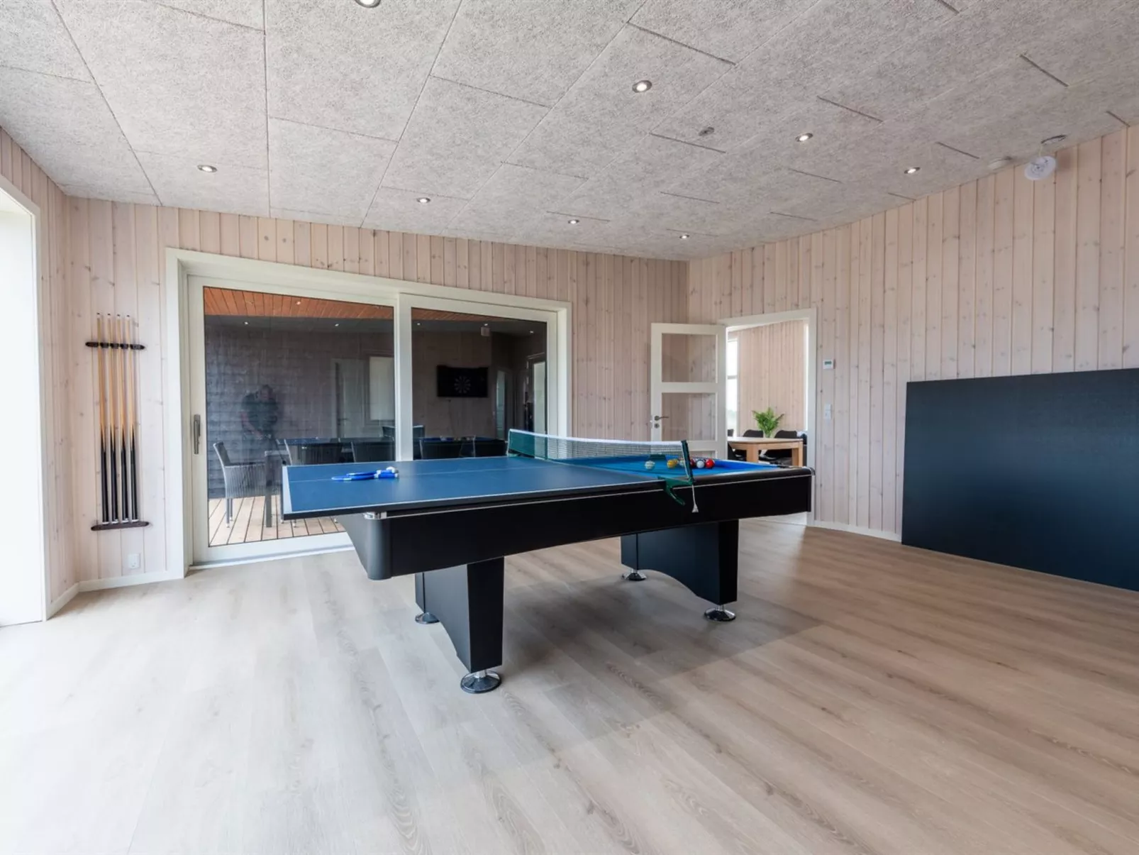 "Marius" - 400m from the sea-Dedans