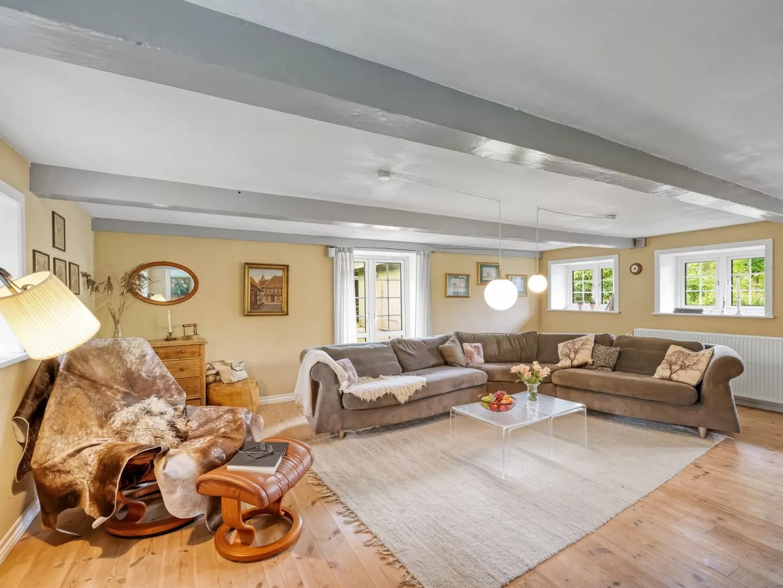 "Wiss" - 4.1km from the sea-Inside