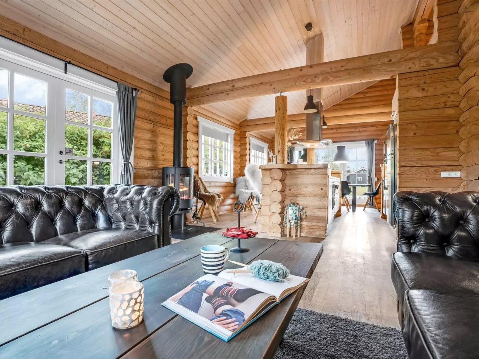 "Salmina" - 900m from the sea-Inside