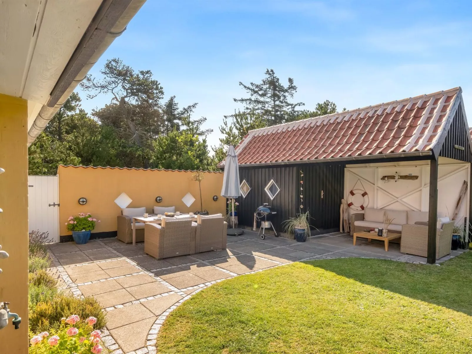 "Kalevi" - 300m from the sea-Draußen