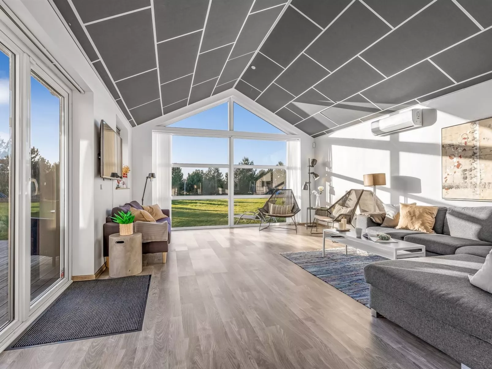 "Danika" - 1.5km from the sea-Drinnen