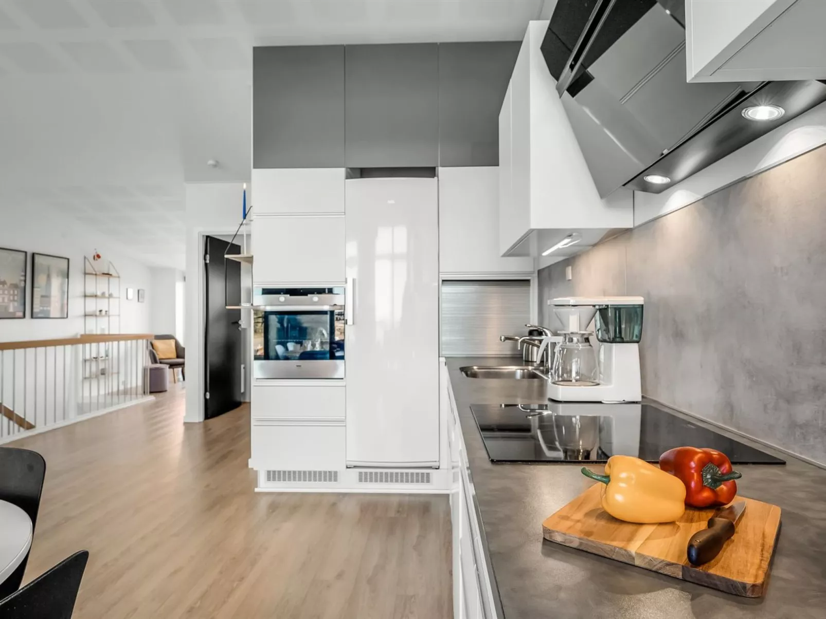 "Gustav" - 100m to the fjord-Dedans