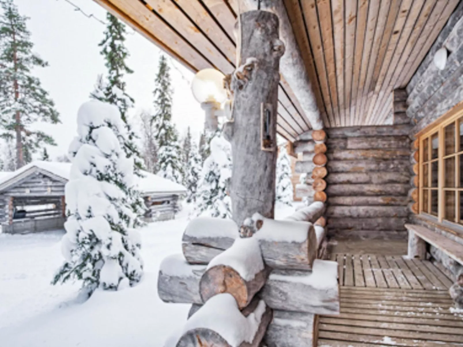 Joikupirtti b-Dedans