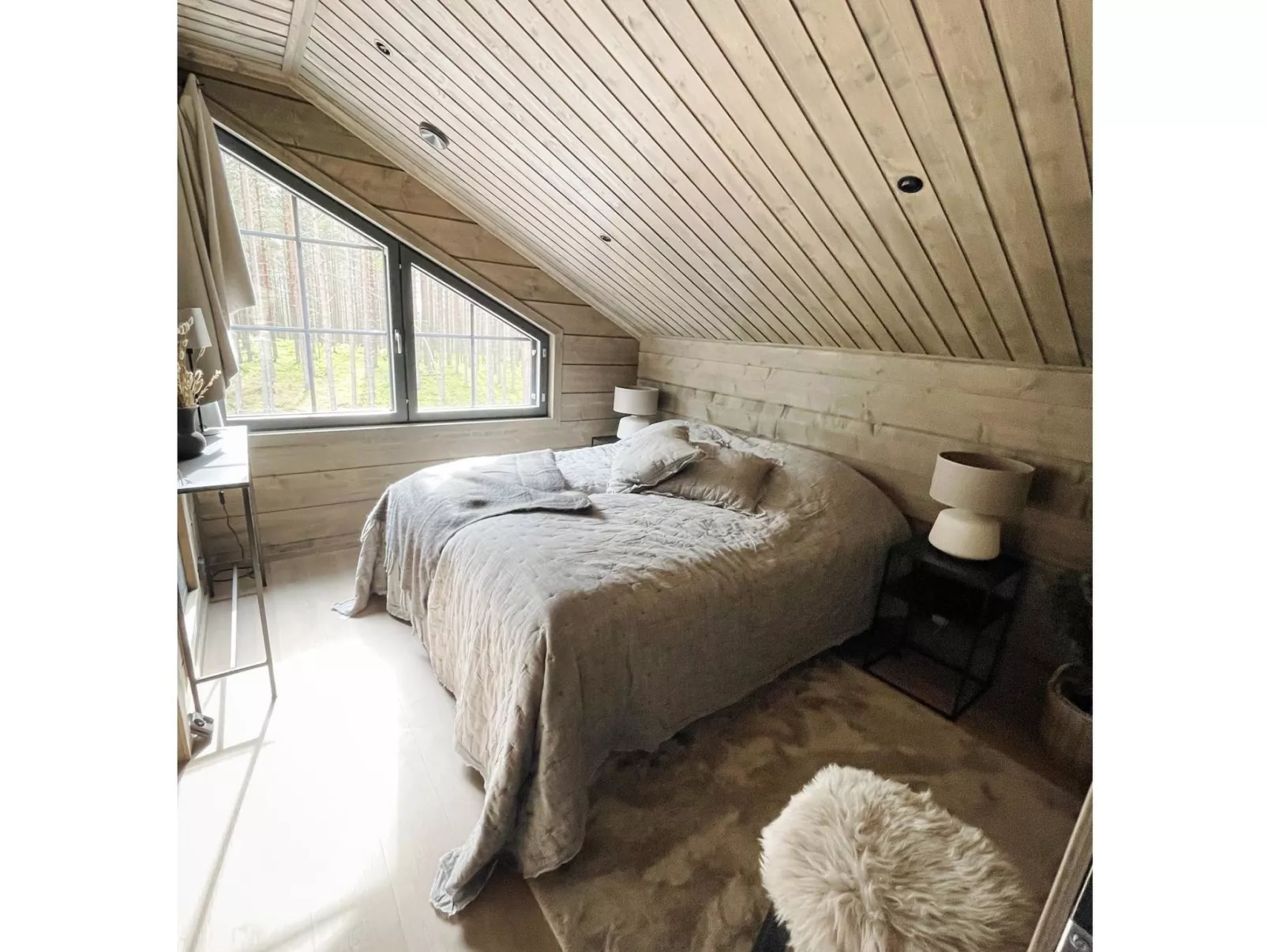 Willa levi west b-Dedans